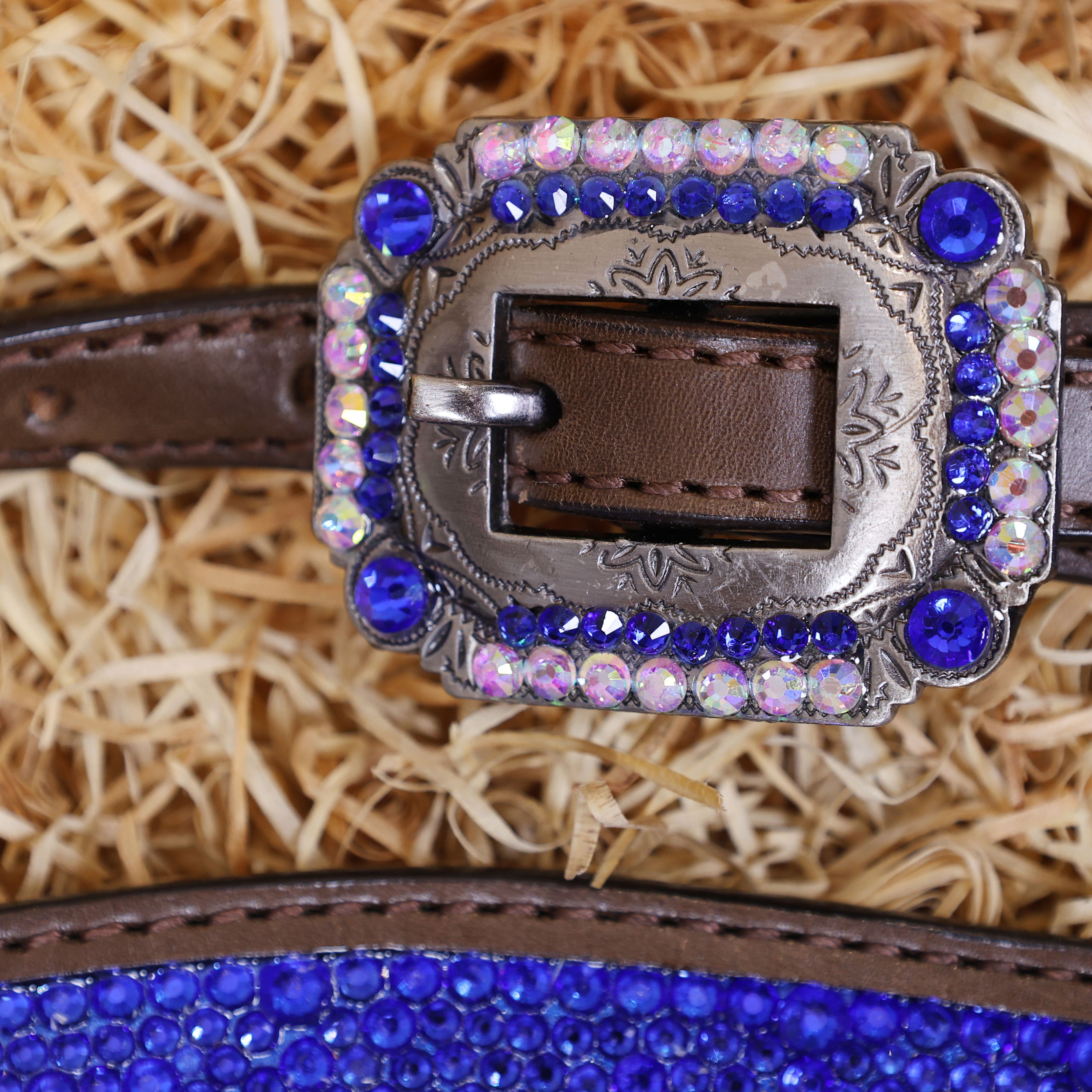 MOUSM Western Headstall and Breast Collar Set – Argentina Cow Leather Horse Tack Set Decorated with Royal Blue Rhinestones on Gladiator Breast Collar with Roping and Bling Conchos.