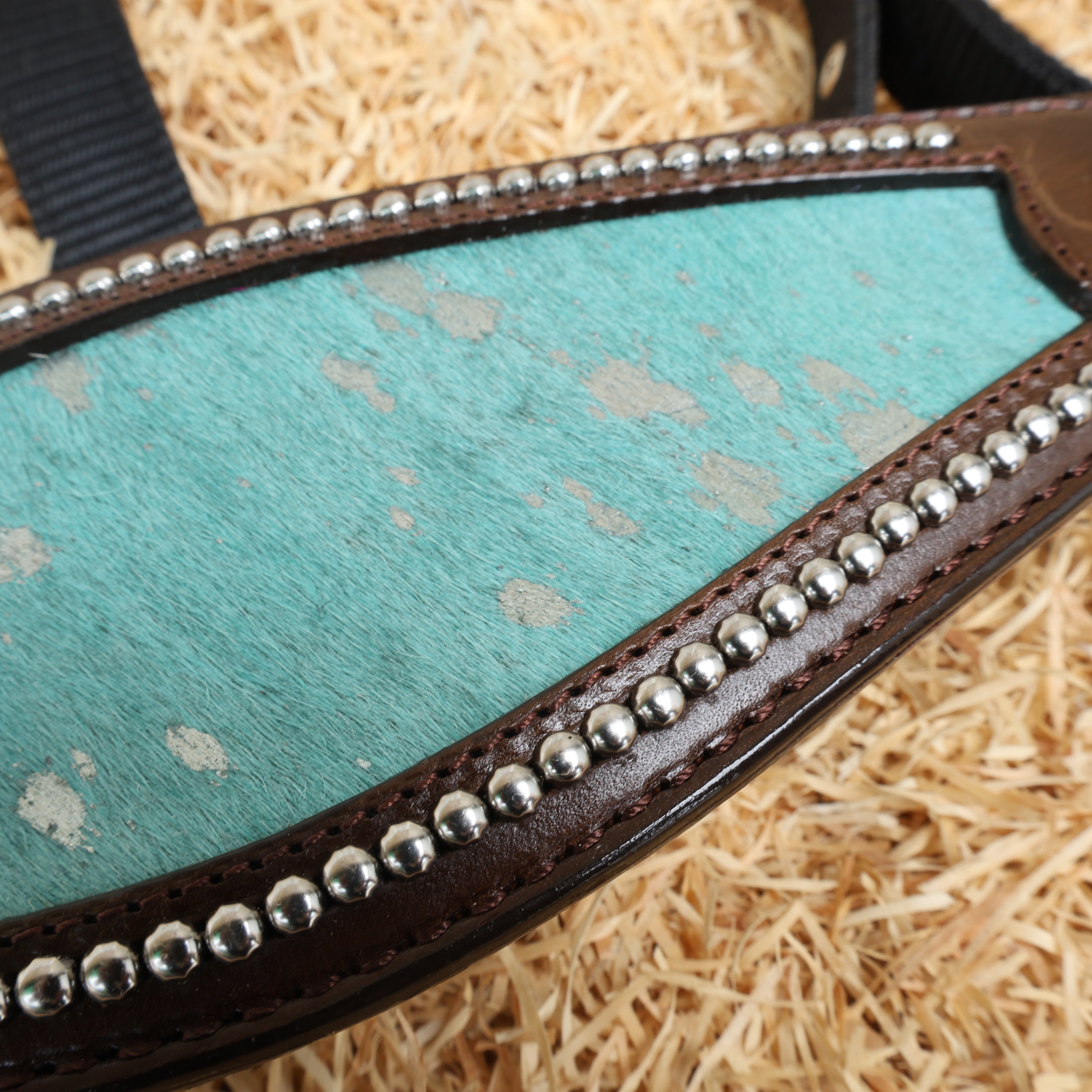 MOUSM Argentina Cow Leather Bronc Halter - Western Horse Noseband Decorated with Turquoise Metallic Acid Wash Cowhide and Rhinestones Conchos