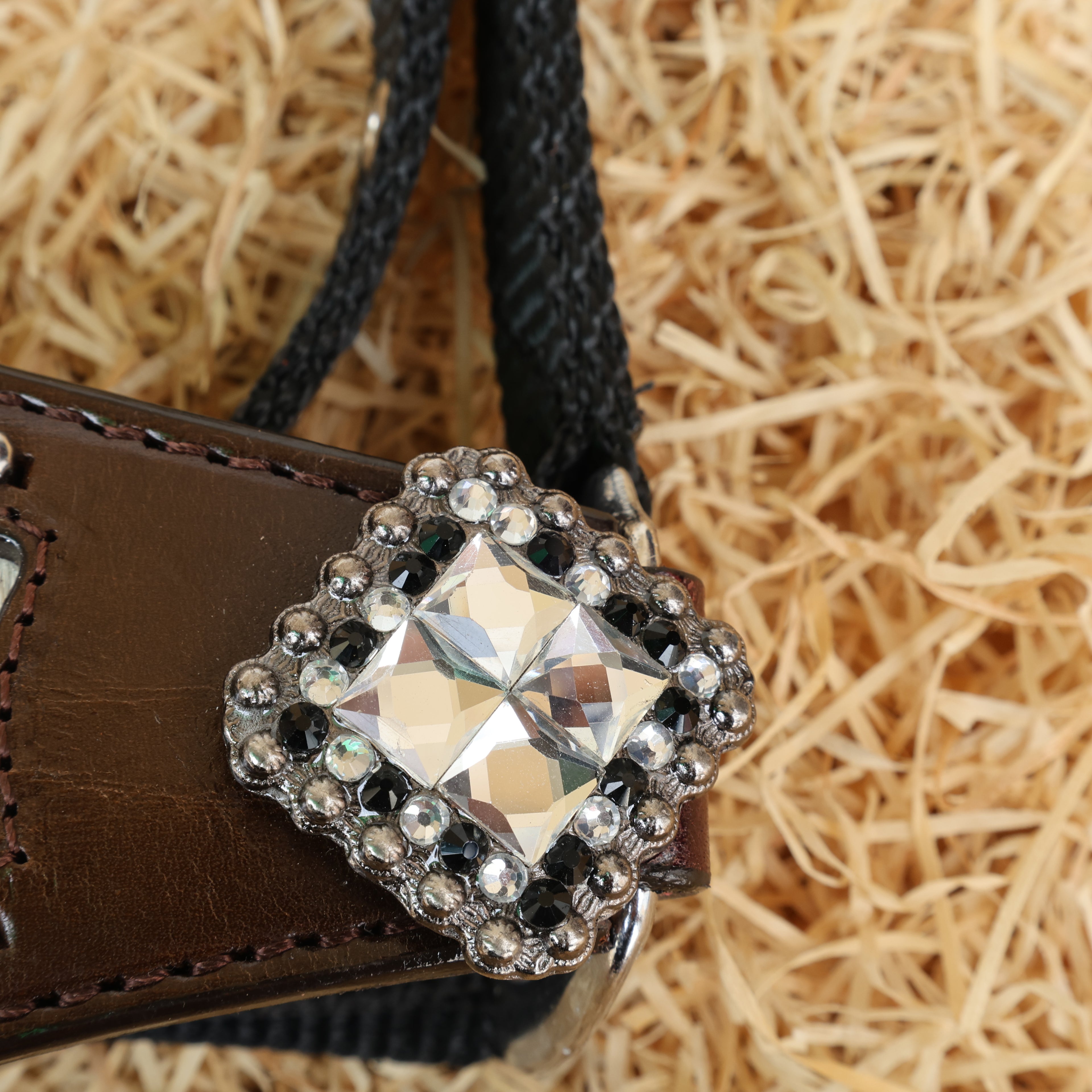MOUSM Argentina Cow Leather Bronc Halter - Western Horse Noseband Decorated with White Metallic Acid Wash Cowhide and Rhinestones Conchos