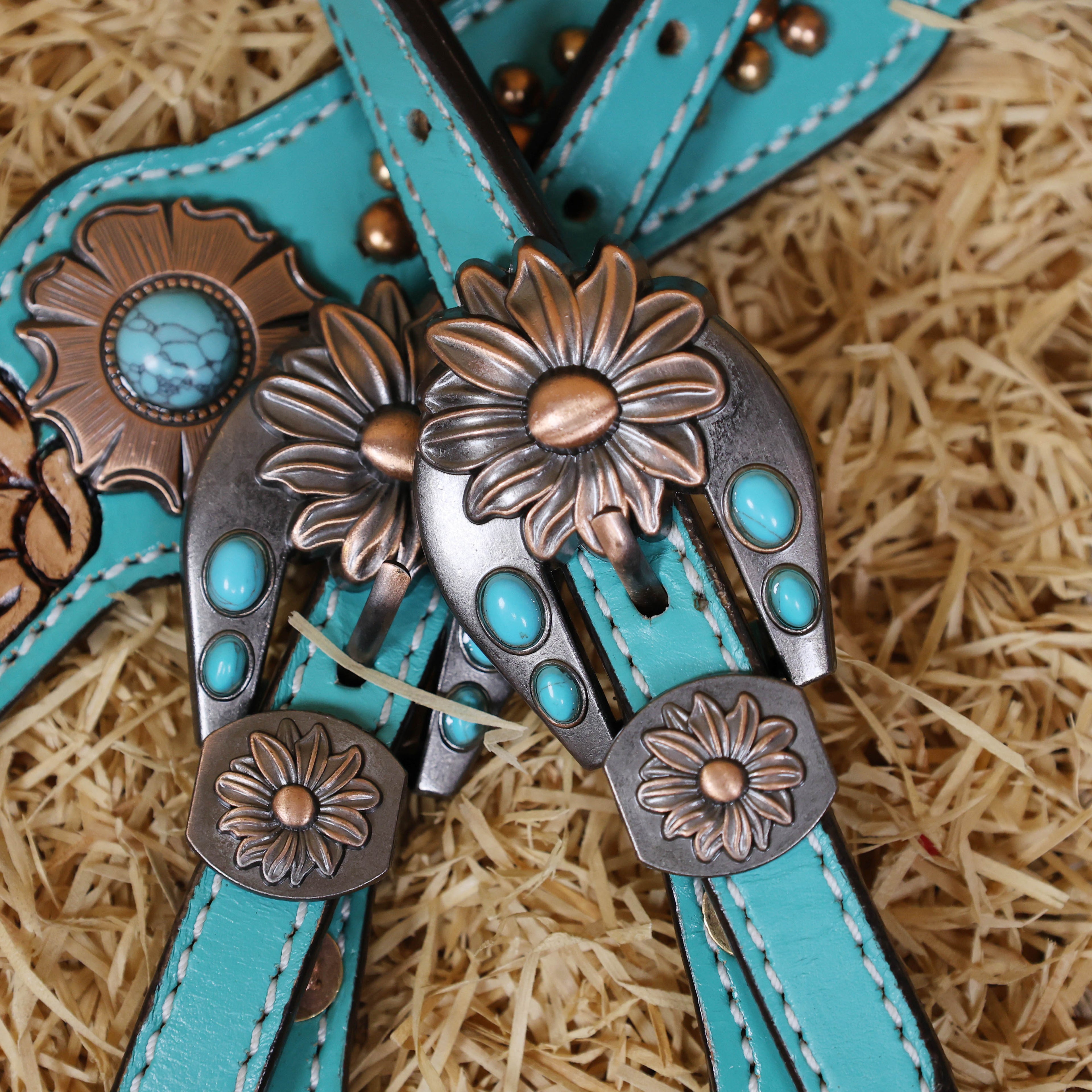 MOUSM Headstall and Breast Collar Set - Made with Argentina Cow Leather, Western Horse Tack with Flower-Shaped Conchos and Buckle Decorated with Turquoise Stone