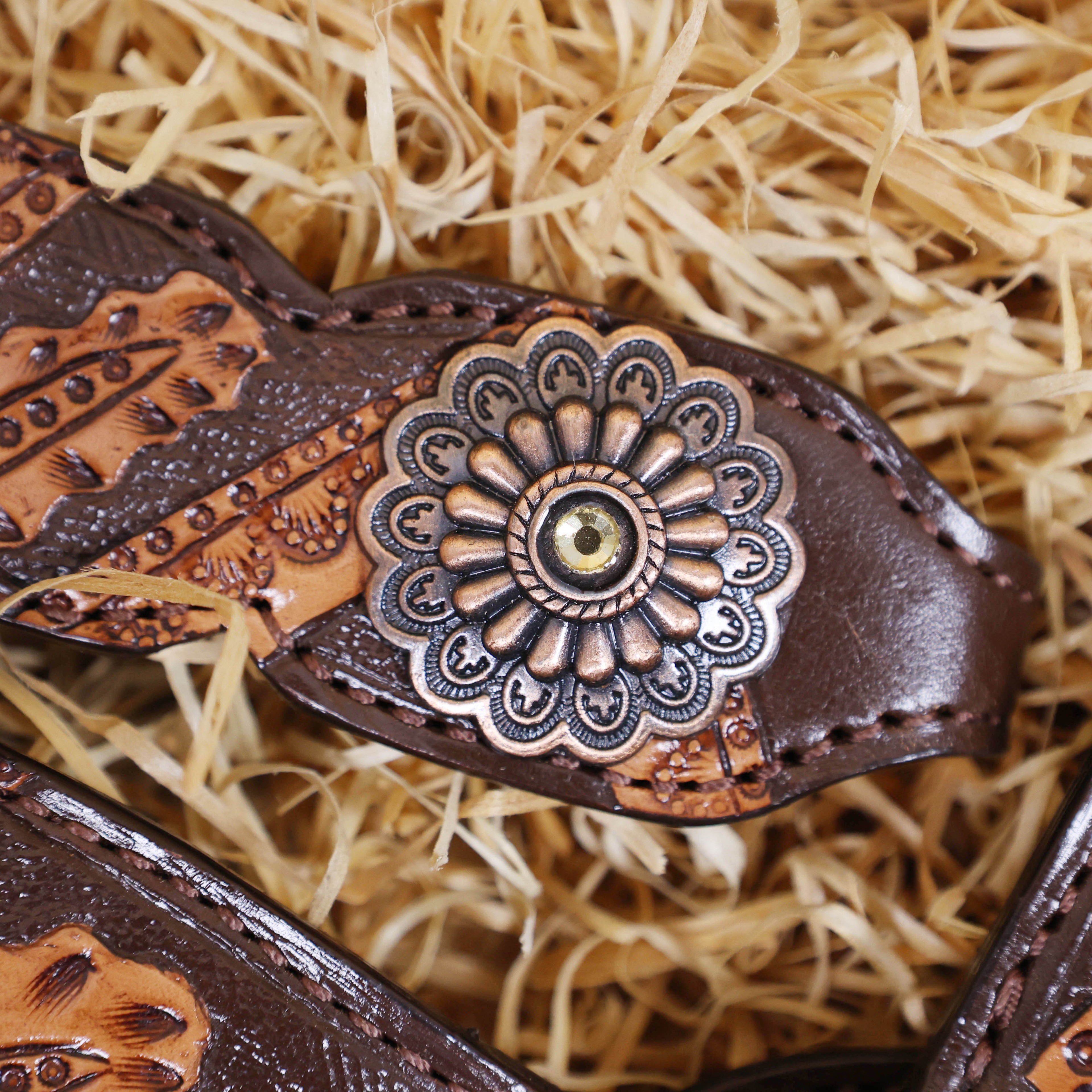 MOUSM Argentina Cow Leather Bridle and Breast Collar Set for Horse, Western Headstall Tack Set with Red Rivets and Copper Studs