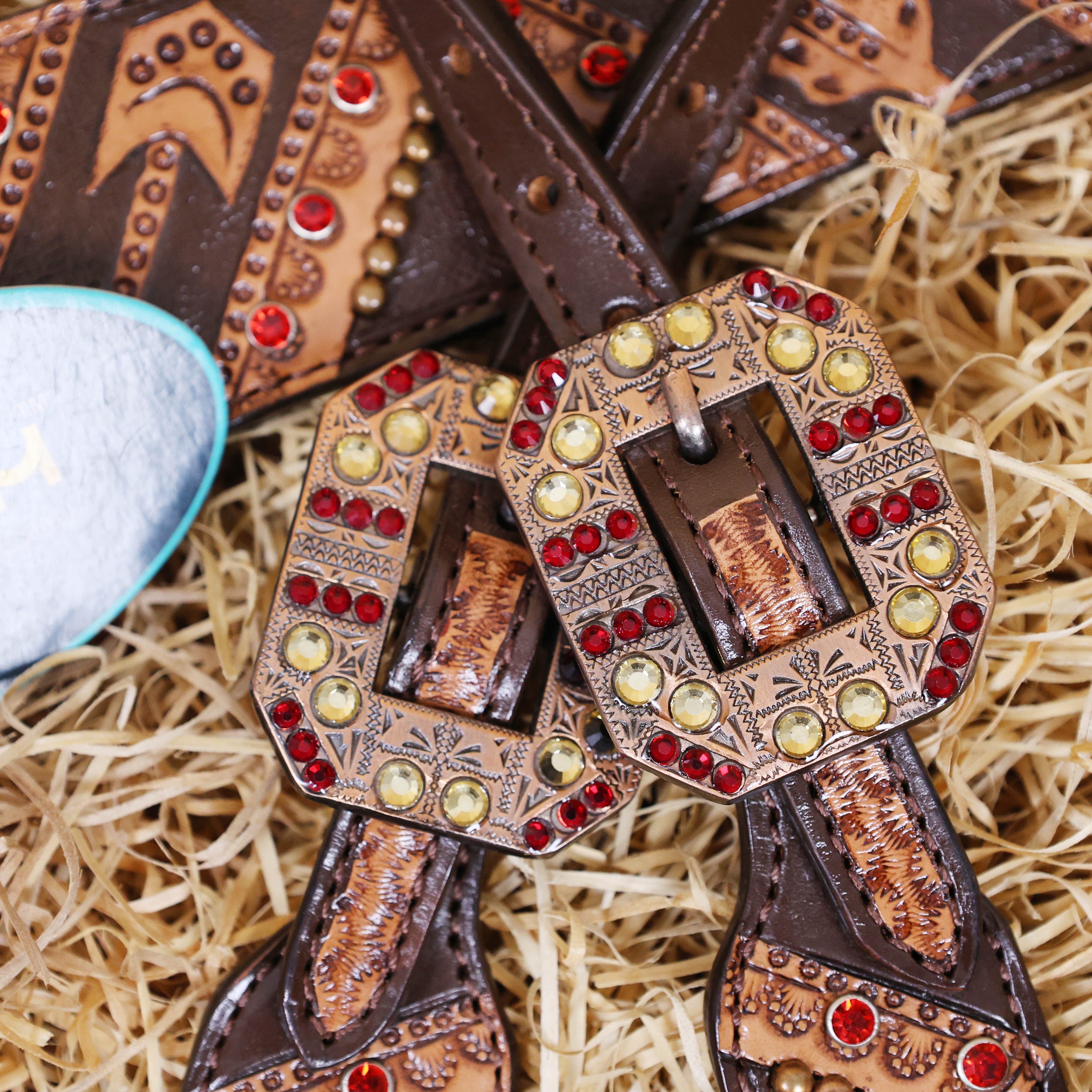 MOUSM Argentina Cow Leather Bridle and Breast Collar Set for Horse, Western Headstall Tack Set with Red Rivets and Copper Studs