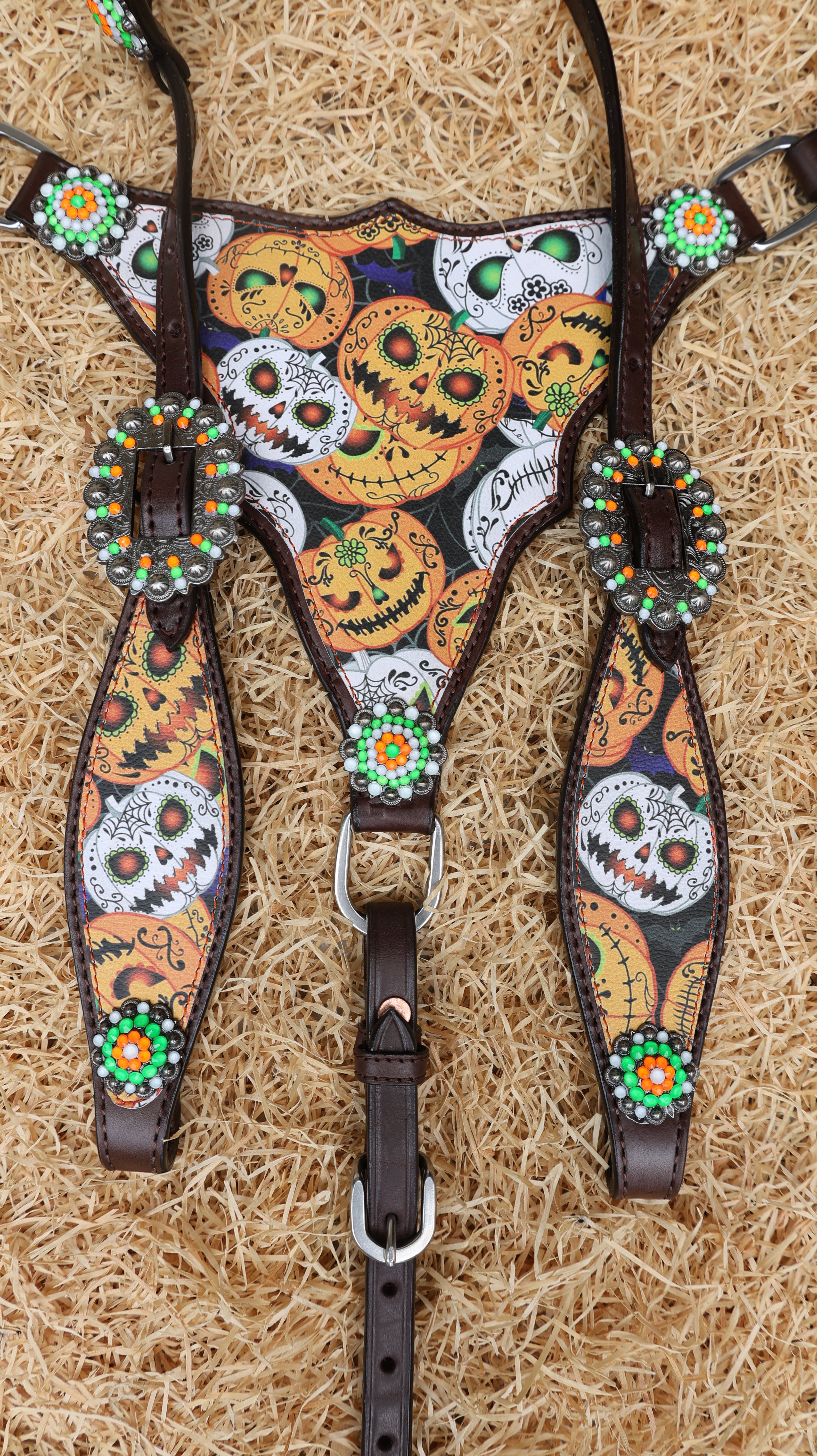 MOUSM Spooky Western Leather Headstall & Breast Collar Set – Decorated with Black-White-Orange Halloween Pumpkin Print with Reflective Rhinestone Conchos
