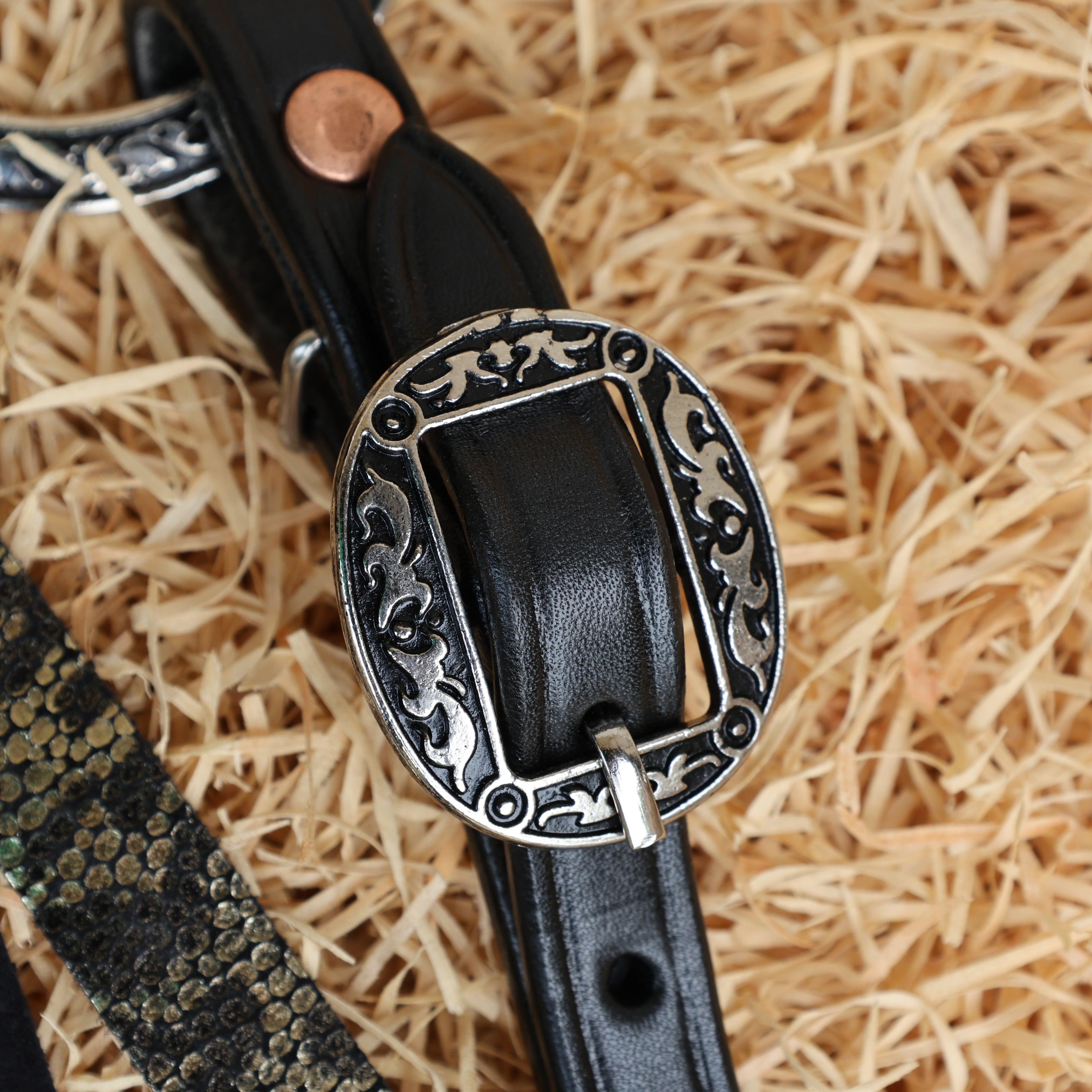 MOUSM Western Headstall and Breast Collar Set – Decorated with Engraved Antique Nickel Rings, Metallic Leopard Leather Fringe on Black Leather Braided Browband and Cheekpiece