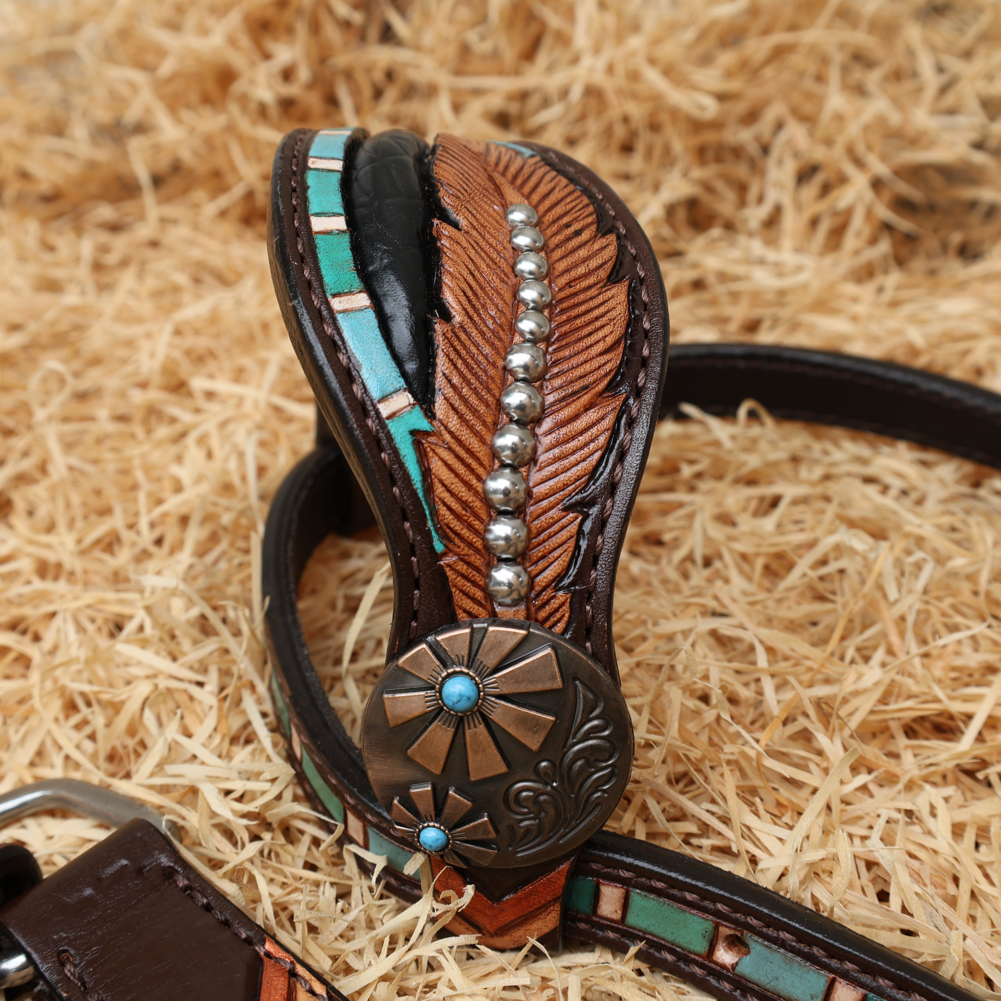MOUSM Western Headstall and Breast Collar Set – Black Alligator Inlay with Feather Carving & Silver Studs