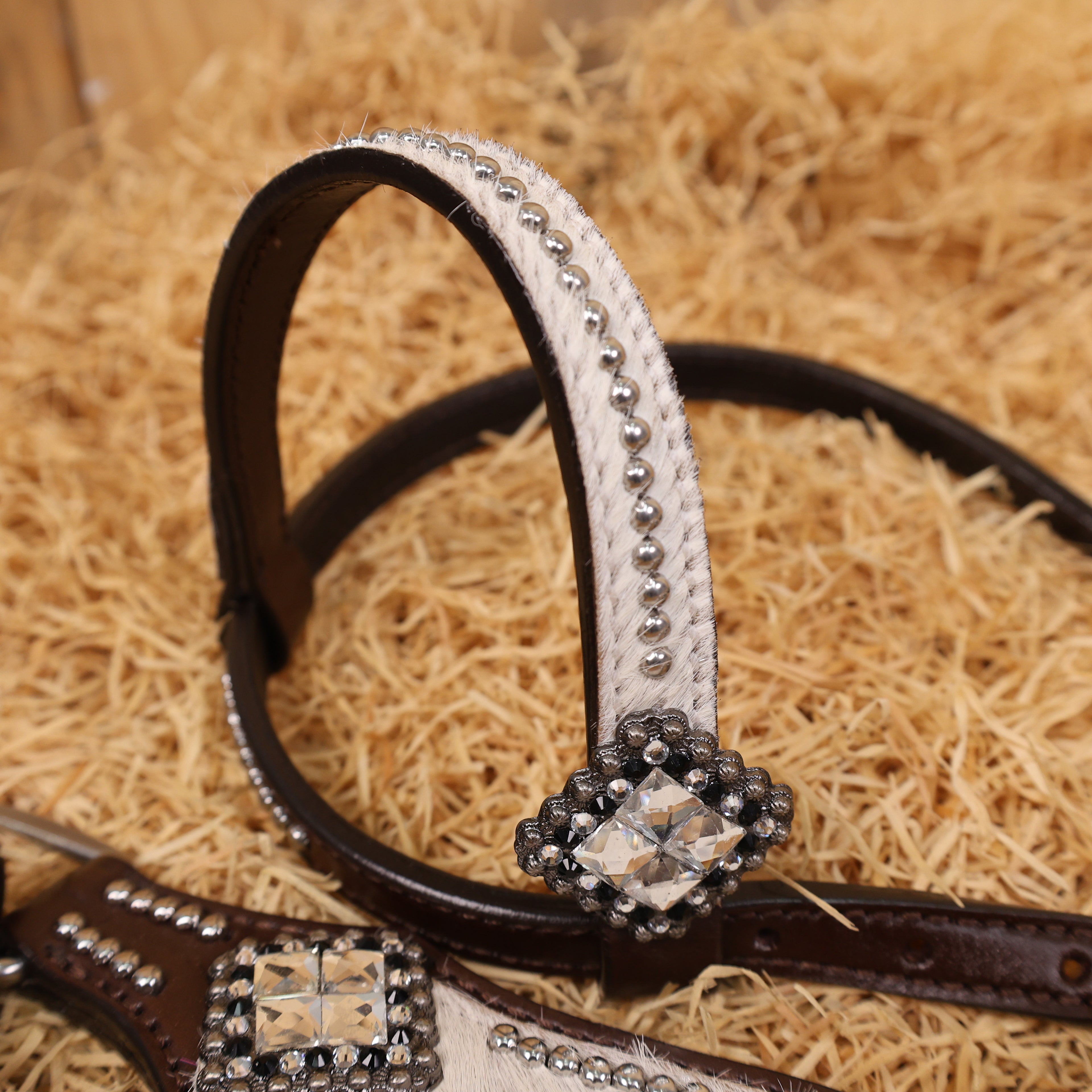 MOUSM Western Headstall & Breast Collar Set – Made with Genuine Argentina Cow Leather Decorated Middle Leather Patch with White Silver Metallic Acid Wash Cowhide