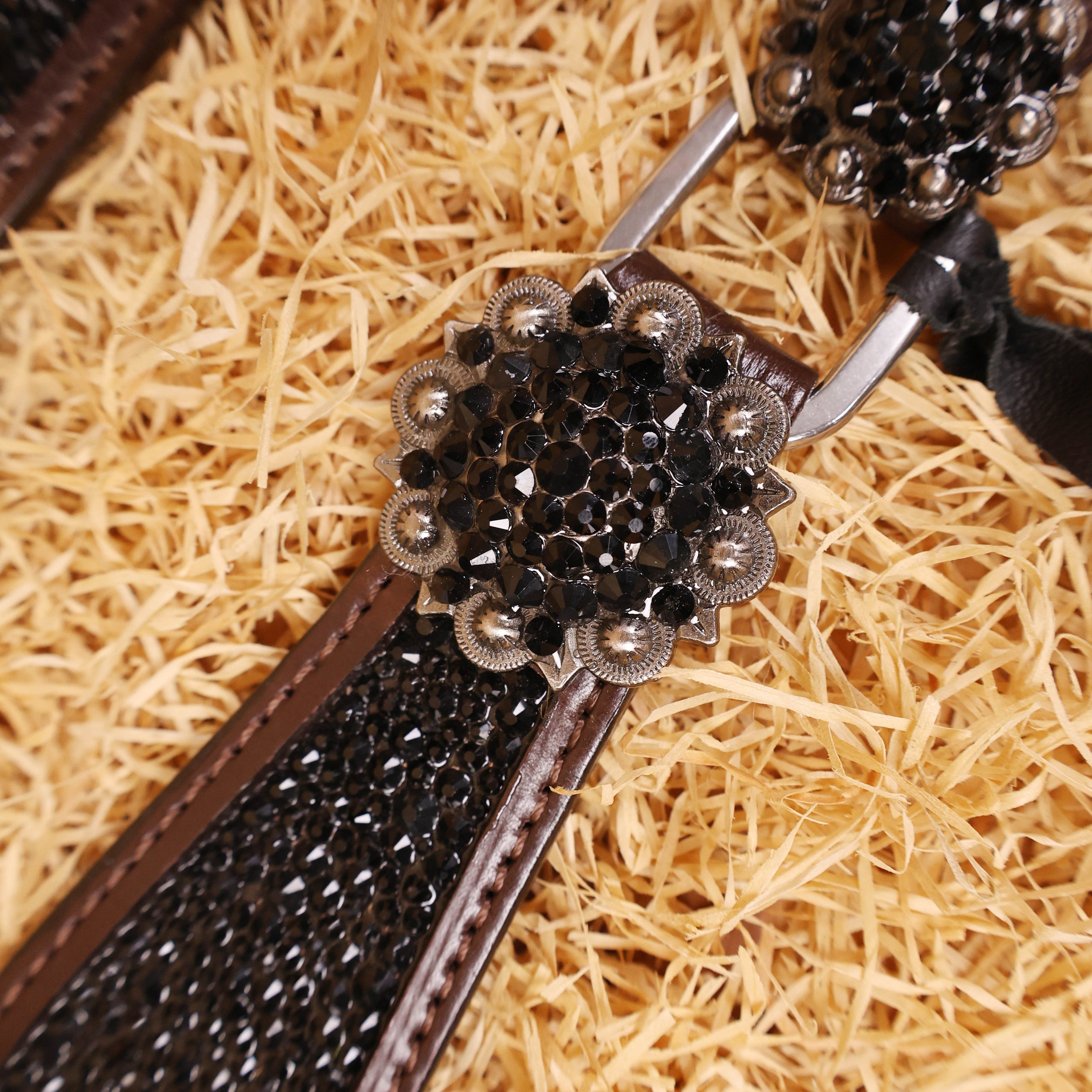 MOUSM Western Headstall and Breast Collar Set – Argentina Cow Leather Horse Tack Set Decorated with Black Rhinestones on Gladiator Breast Collar with Roping and Bling Conchos