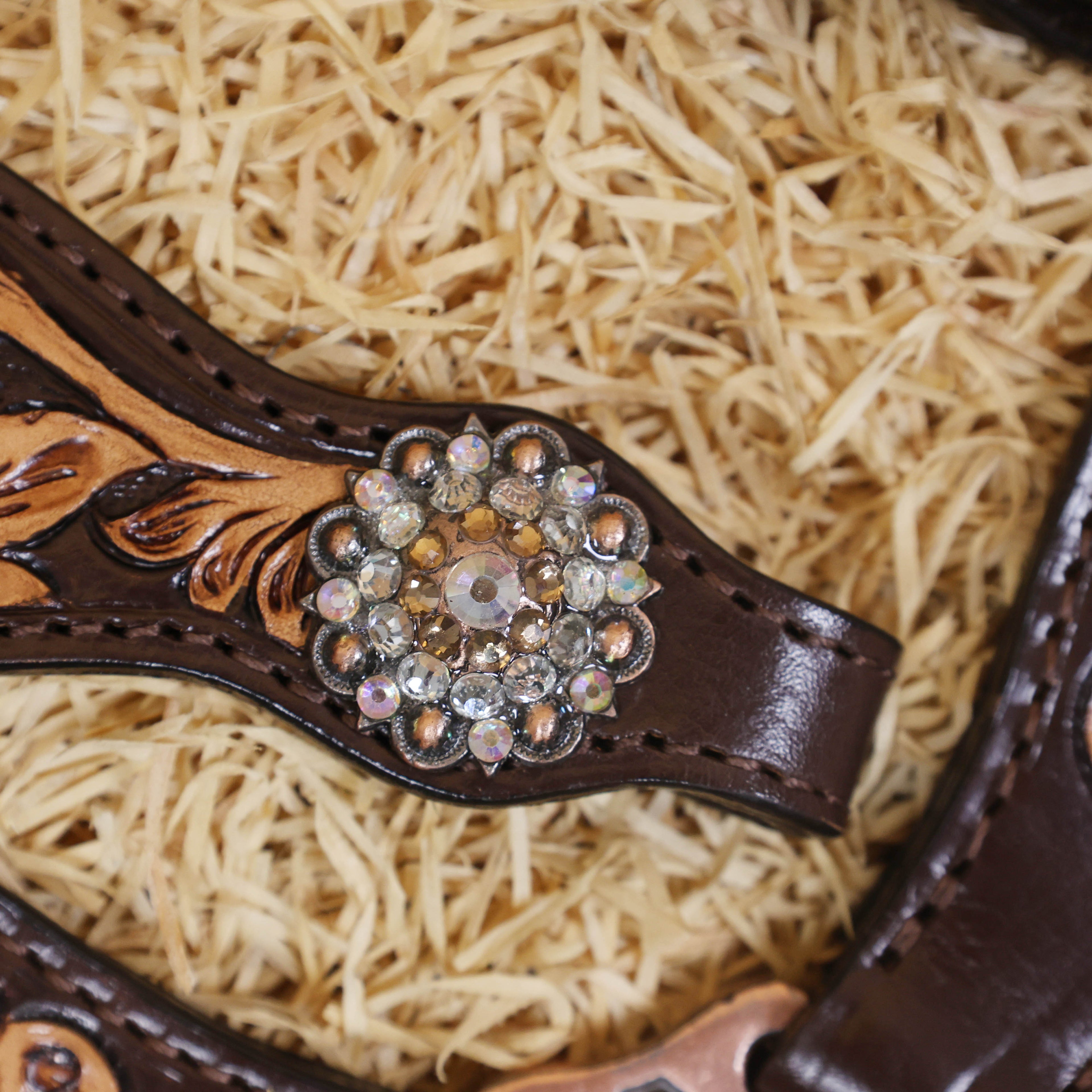 MOUSM Western Headstall and Breast Collar Set - Made with Argentina Cow Leather, Headstall Set Decorated with Hand-Carved Floral Design, Rhinestone Berry Conchos, and Antique Copper Buckles