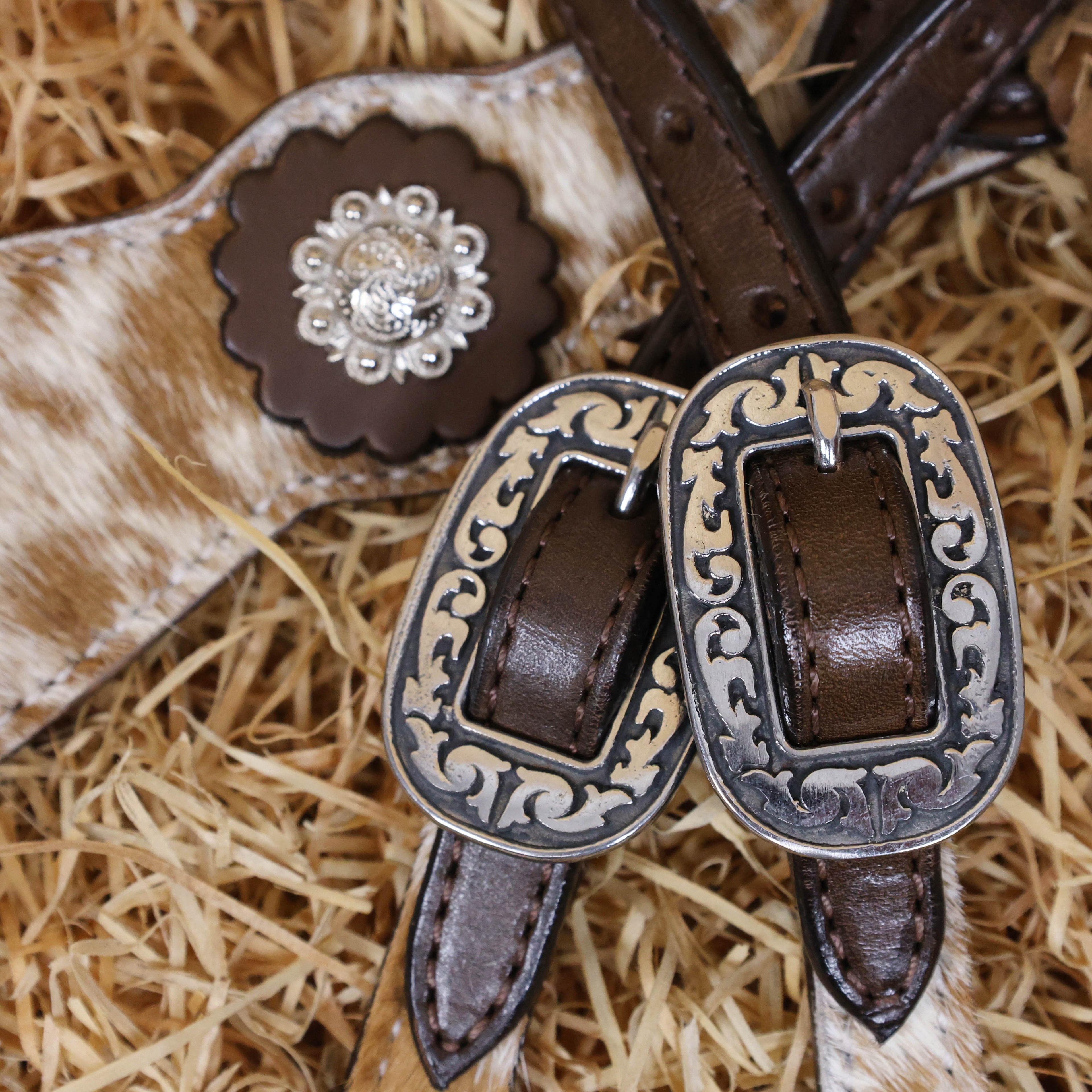 MOUSM Argentina Cow Leather Western Leather Headstall and Breast Collar Tack Set Decorated with Genuine White-Brown Cowhide, Metal Flower Conchos, and Brown Leather Strings