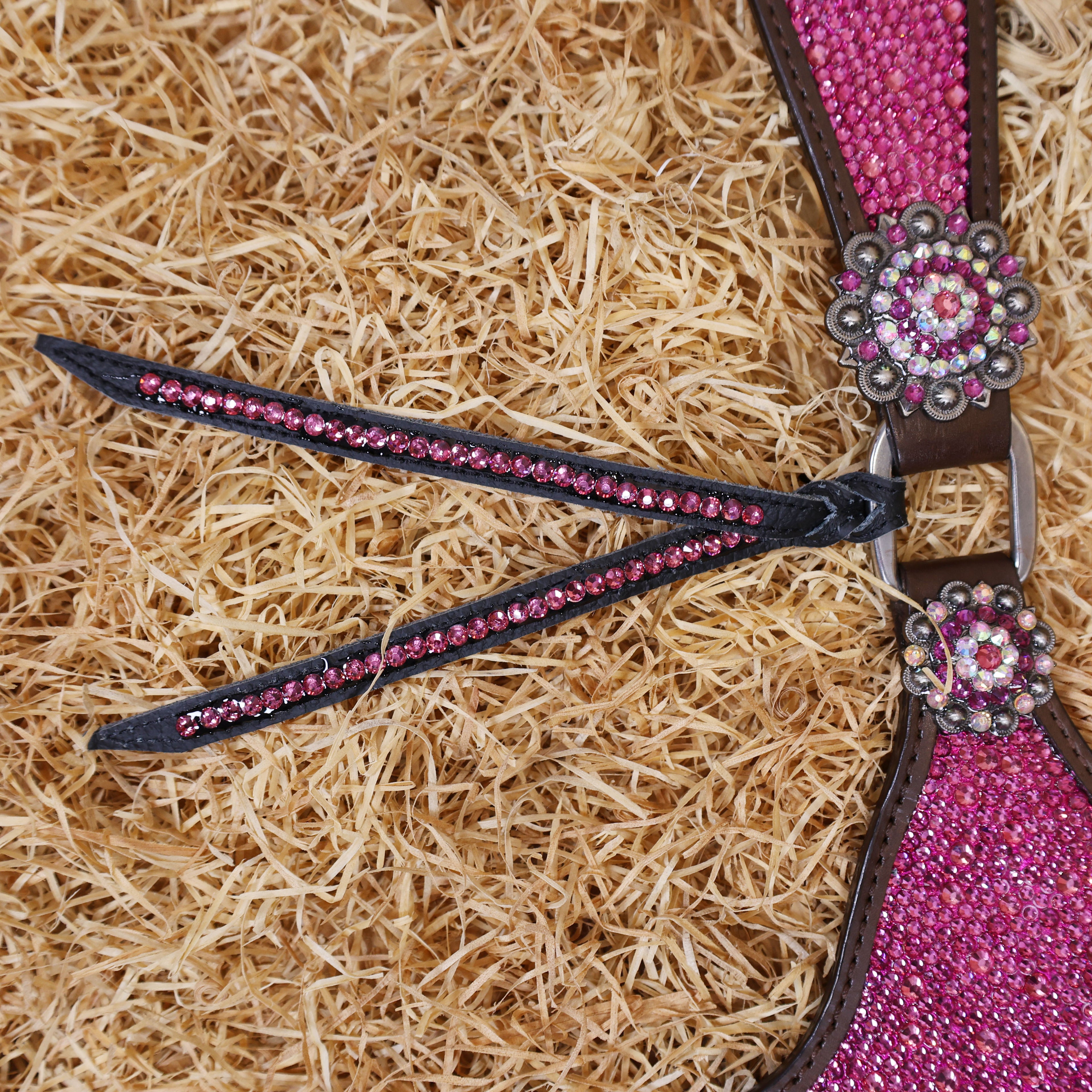 MOUSM Western Headstall and Breast Collar Set – Argentina Cow Leather Horse Tack Set Decorated with Pink Rhinestones on Gladiator Breast Collar with Roping and Bling Conchos.