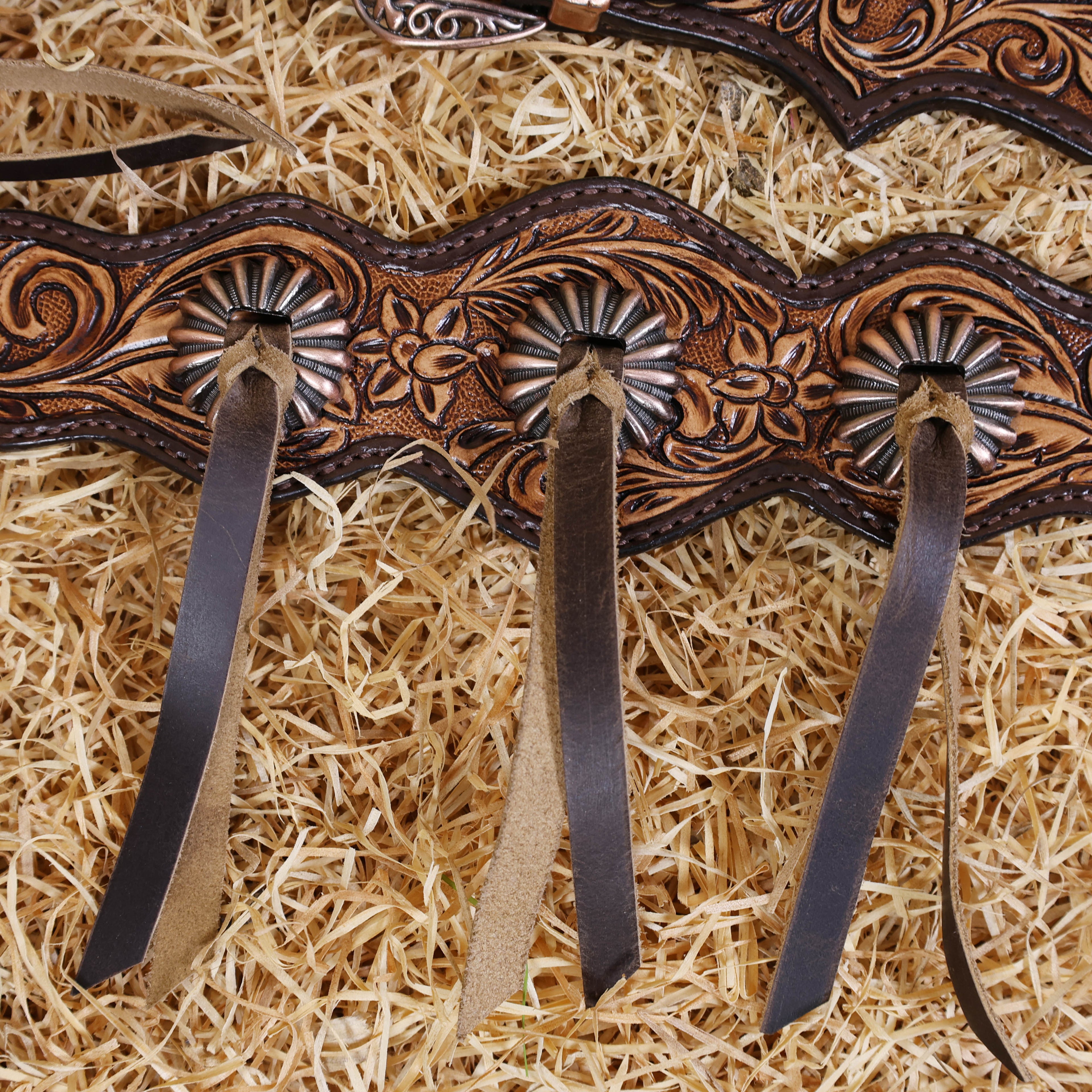 MOUSM Western Horse Headstall Set - Argentina Leather Tack Set Featuring with Flower Hand-Tooling and Mushroom Slot Concho with Roping