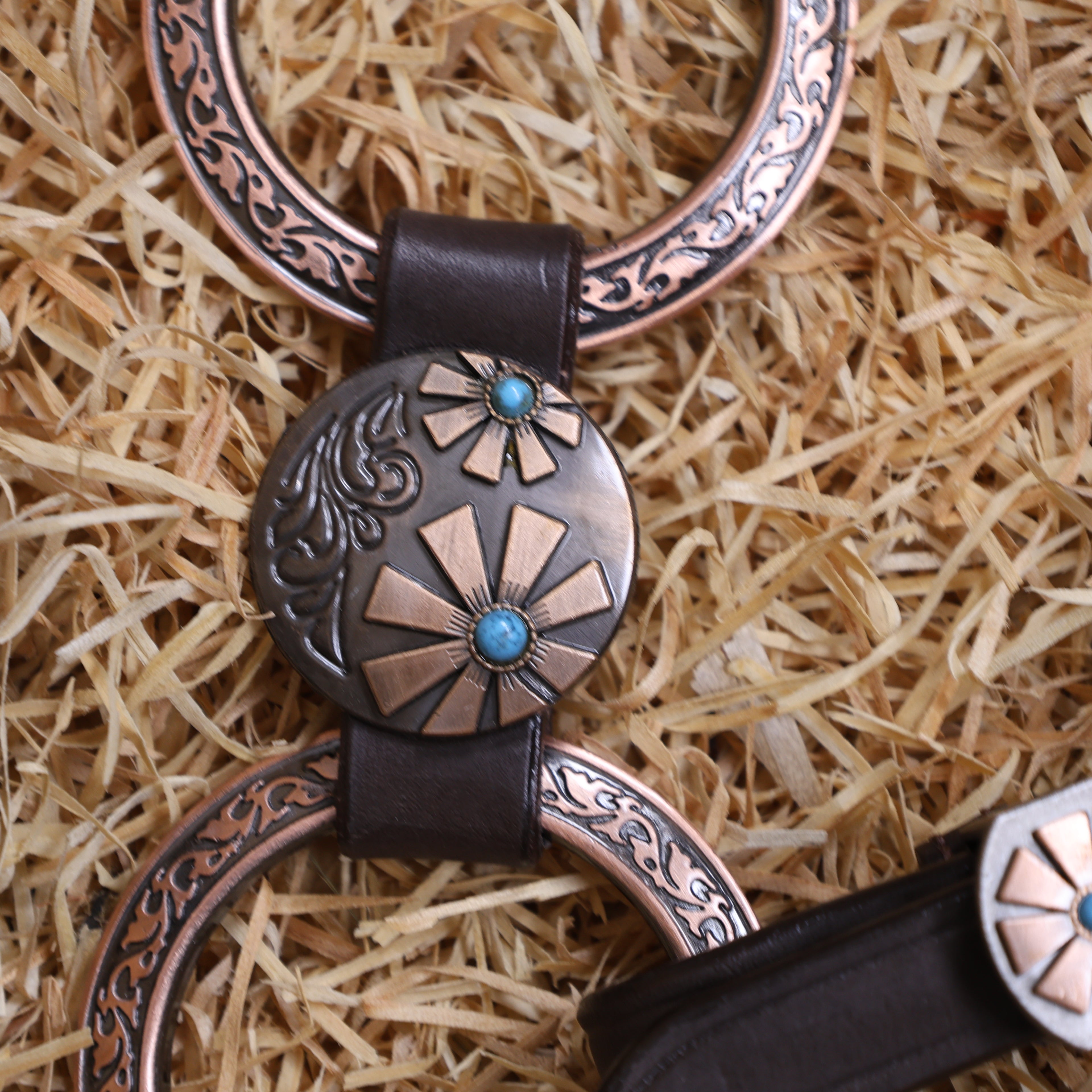 MOUSM Western Ring Headstall and Breast Collar Set – Handcrafted from Argentina Cowhide Leather, Twisted One-Ear Headstall, Decorated with Two-Tone Flower Conchos with Turquoise Stones, and Antique Copper Hardware