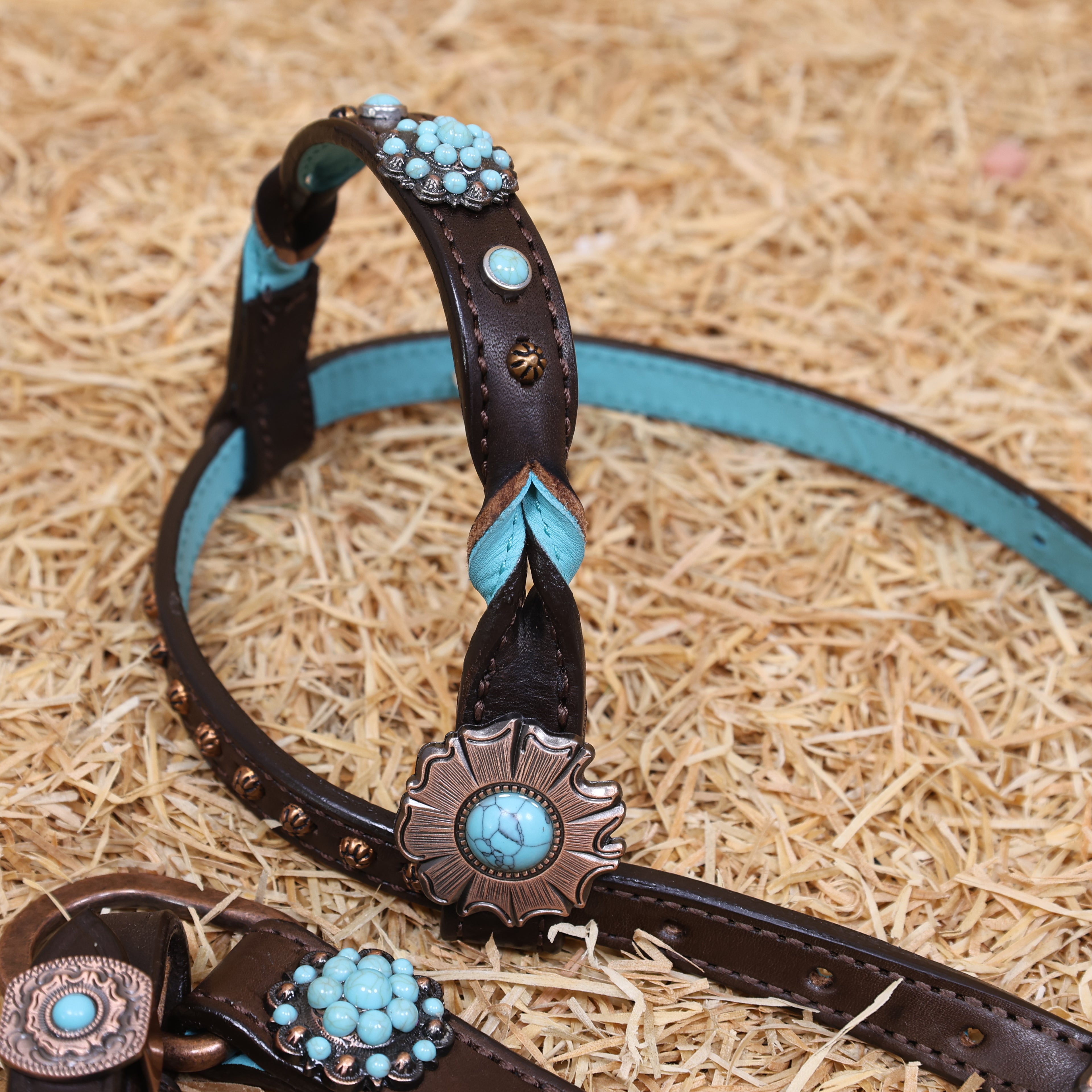 MOUSM Western Headstall and Breast Collar Set – Handcrafted from Argentina Cow Leather with Twisted Knot One-Ear Headstall, Cheekpiece, and Breast Collar, Berry Conchos with Turquoise Stones, Flower Conchos & Flower Buckles with Center Turquoise Stone