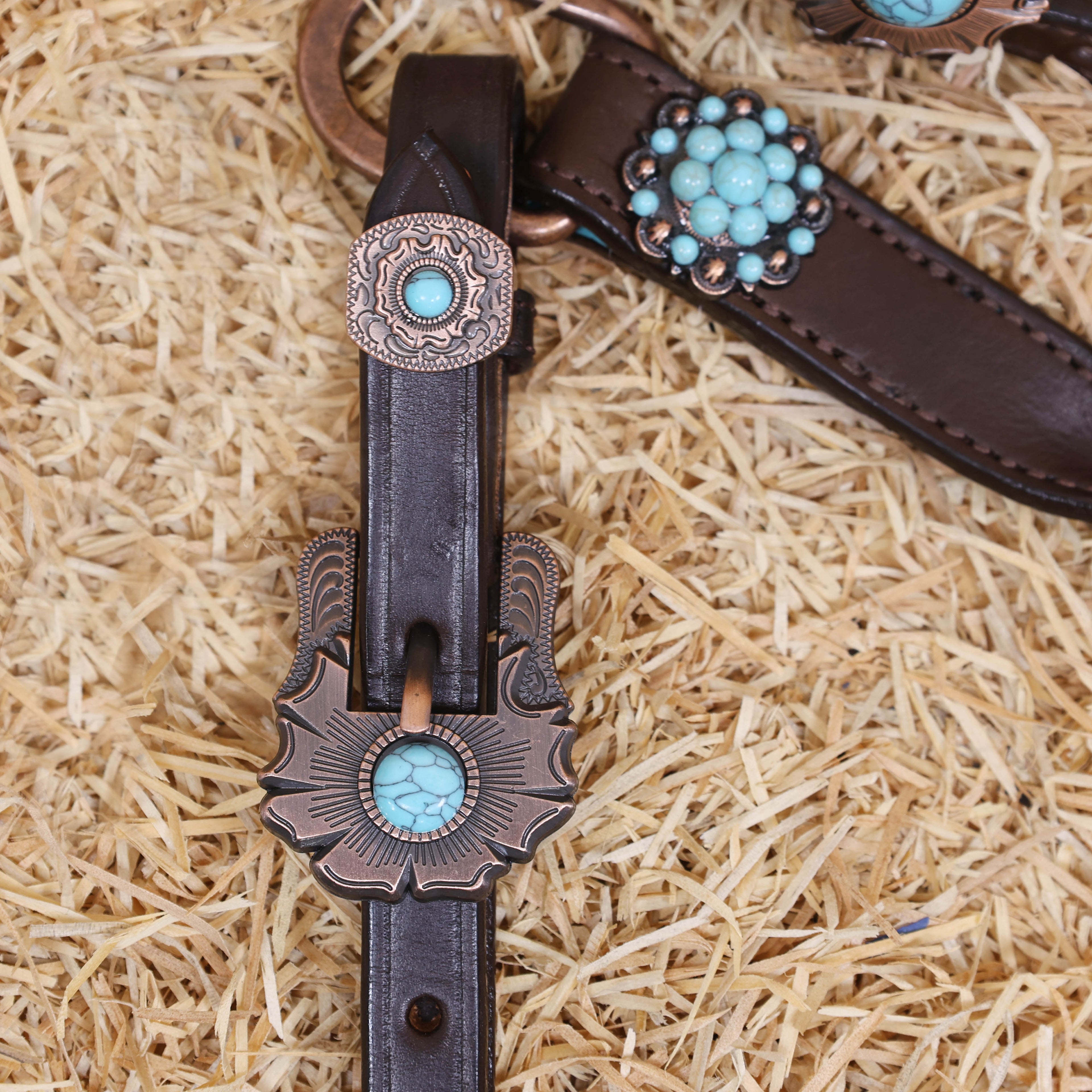 MOUSM Western Headstall and Breast Collar Set – Handcrafted from Argentina Cow Leather with Twisted Knot One-Ear Headstall, Cheekpiece, and Breast Collar, Berry Conchos with Turquoise Stones, Flower Conchos & Flower Buckles with Center Turquoise Stone