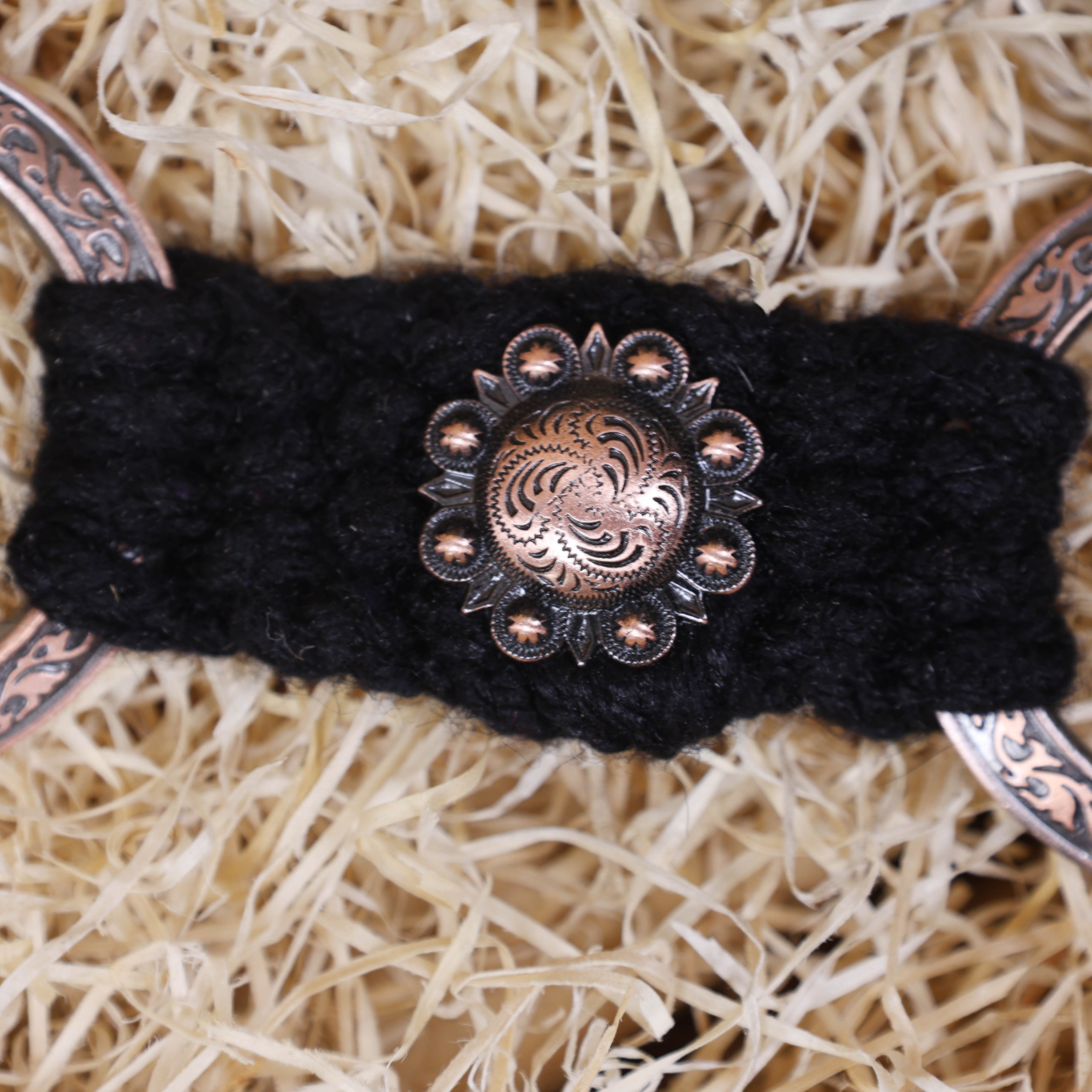 MOUSM Western Headstall Set for Horse - Handcrafted with Genuine Cow Leather Featuring Engraved Copper Rings Connected by Black Mohair, Congress Conchos at Center, All Antique Copper Hardware