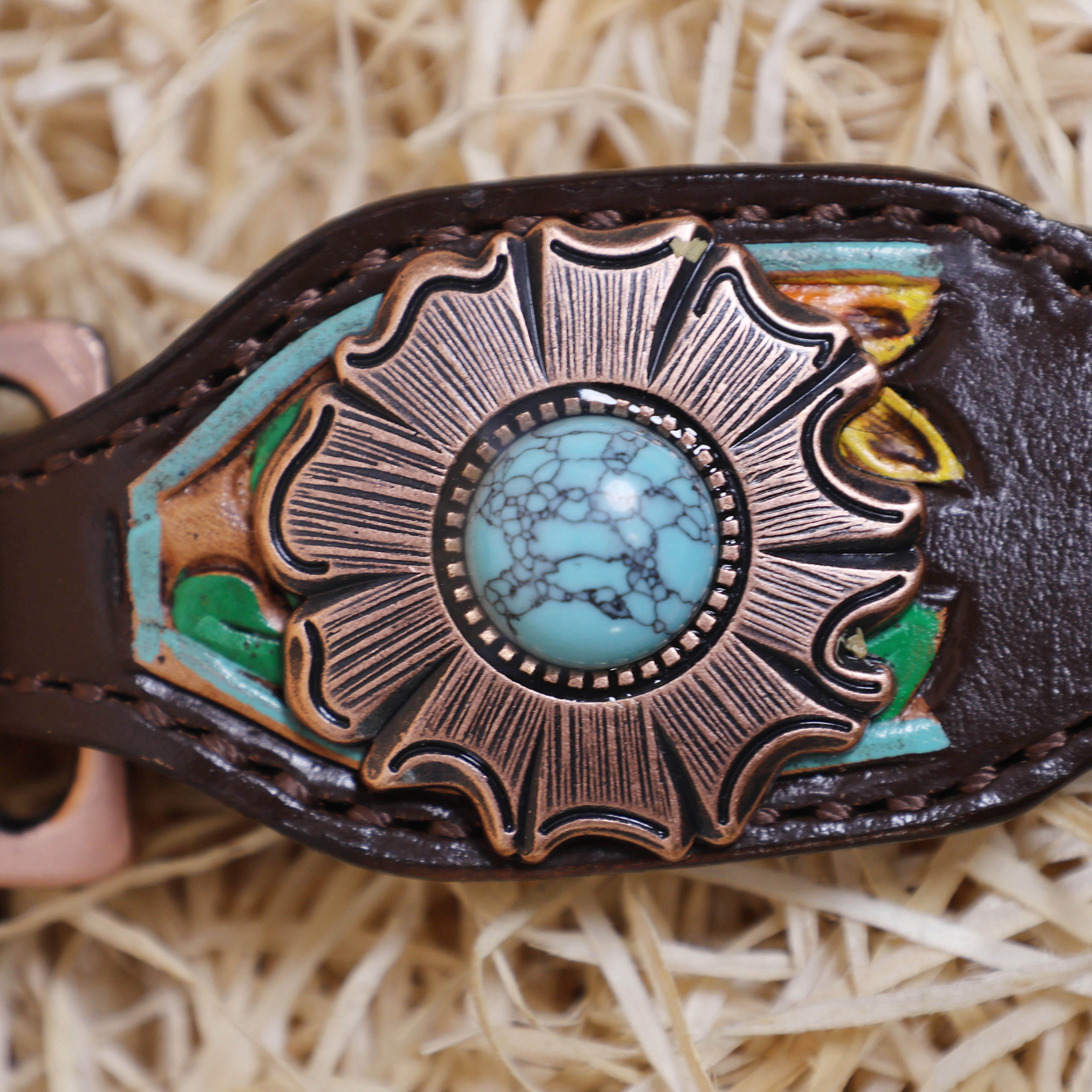 MOUSM Western Horse Tack Set – Made from Genuine Argentina Cow Leather, Decorated with Hand-Carved Cactus and Sunflower Designs, Rawhide Backstitching on One-Ear Headstall and Breast Collar, and Flower-Shaped Conchos with Turquoise Stone