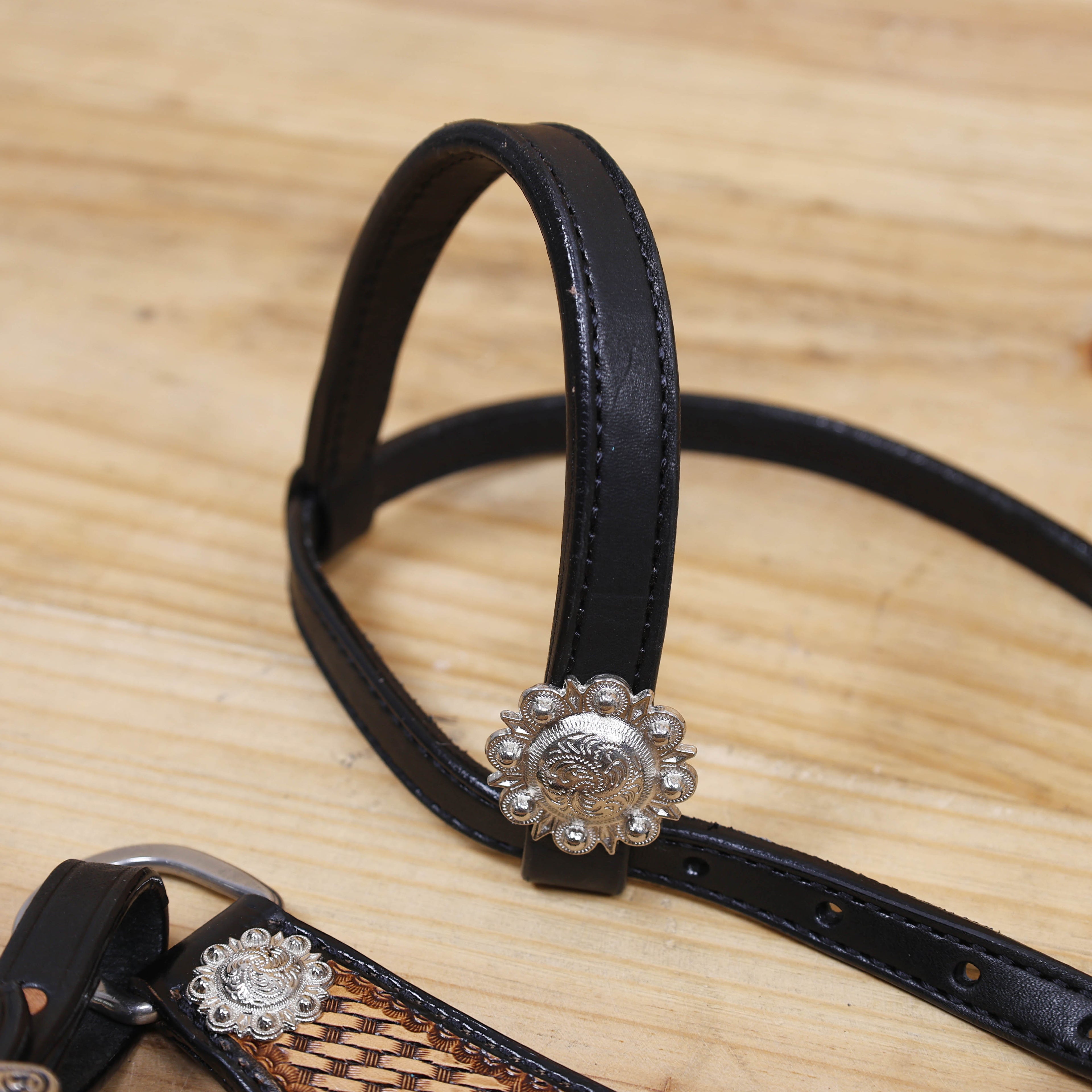 MOUSM Leather Western Headstall Set – Crafted from Genuine Argentina Cowhide with Hand-Painted Sunflower Carving, Rope Basket Weave Tooling, and Nickel Engraved Berry Conchos