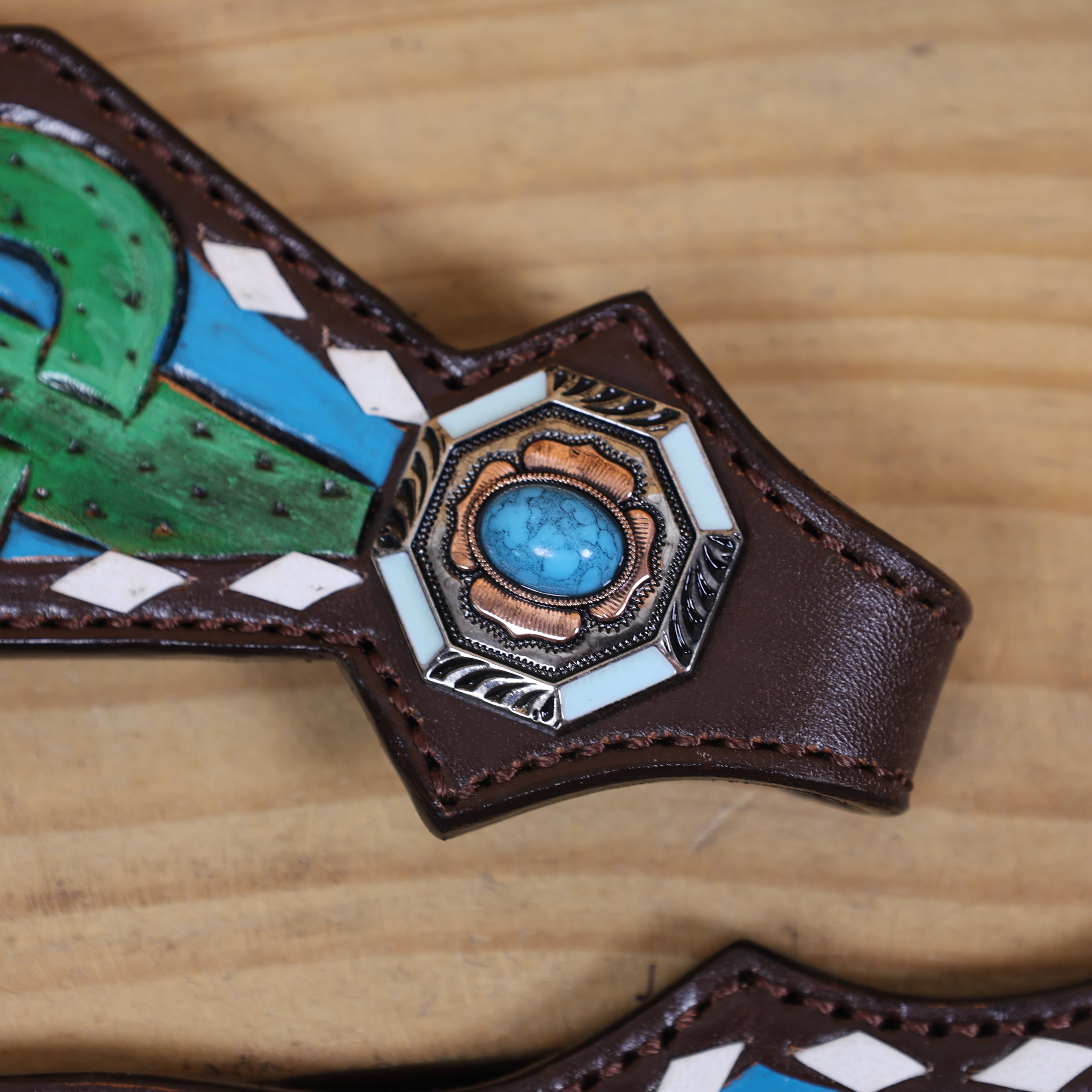 Western Leather Headstall Tack Set Decorated with Steer Head Carving and Hand-Painted Mountain Cactus Scenery, White Rawhide Buck Stitching MOUSM