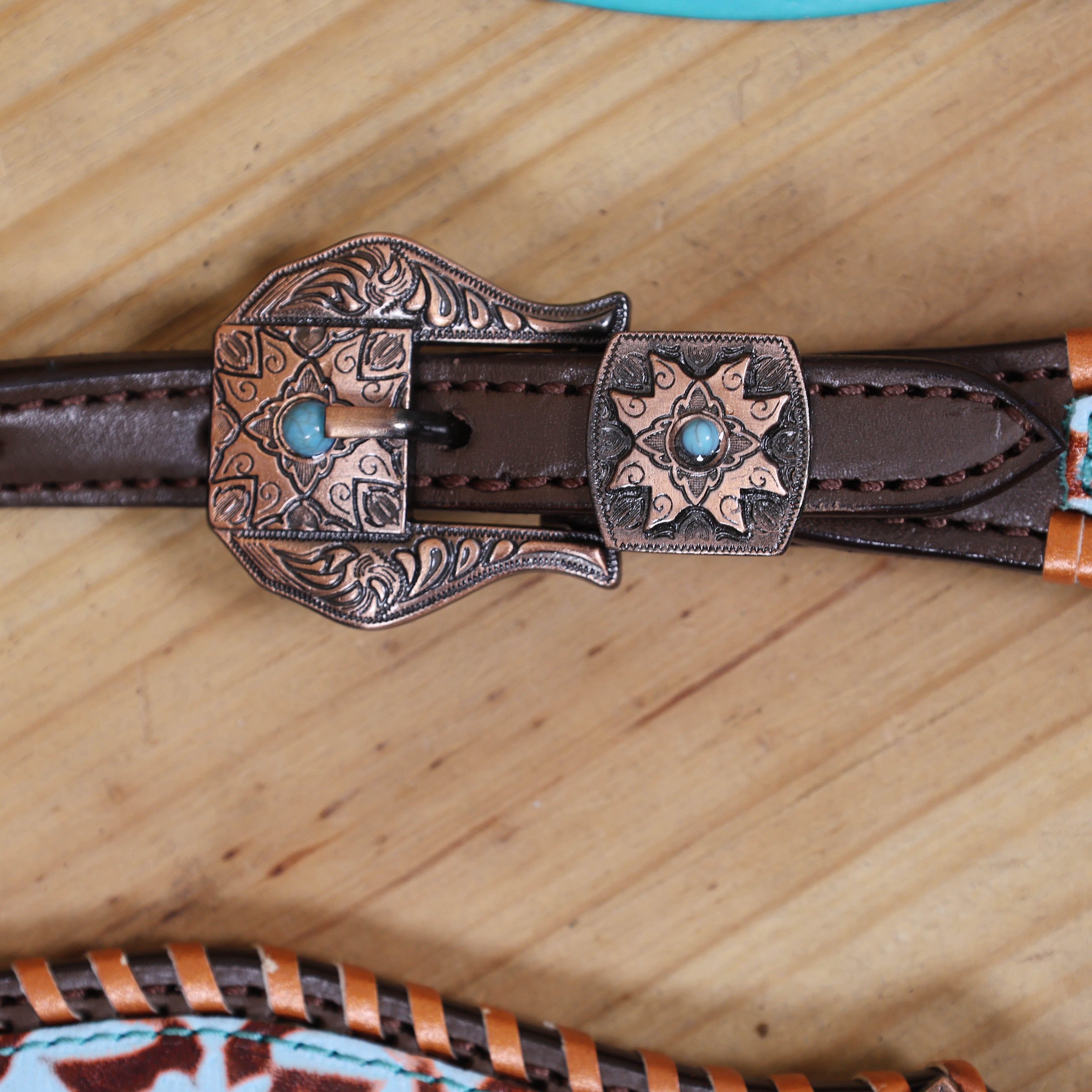 Western Leather Headstall & Breast Collar Set – Basket-Tooled Hand-Carved Leather, Teal Copper Aztec Embossed Print