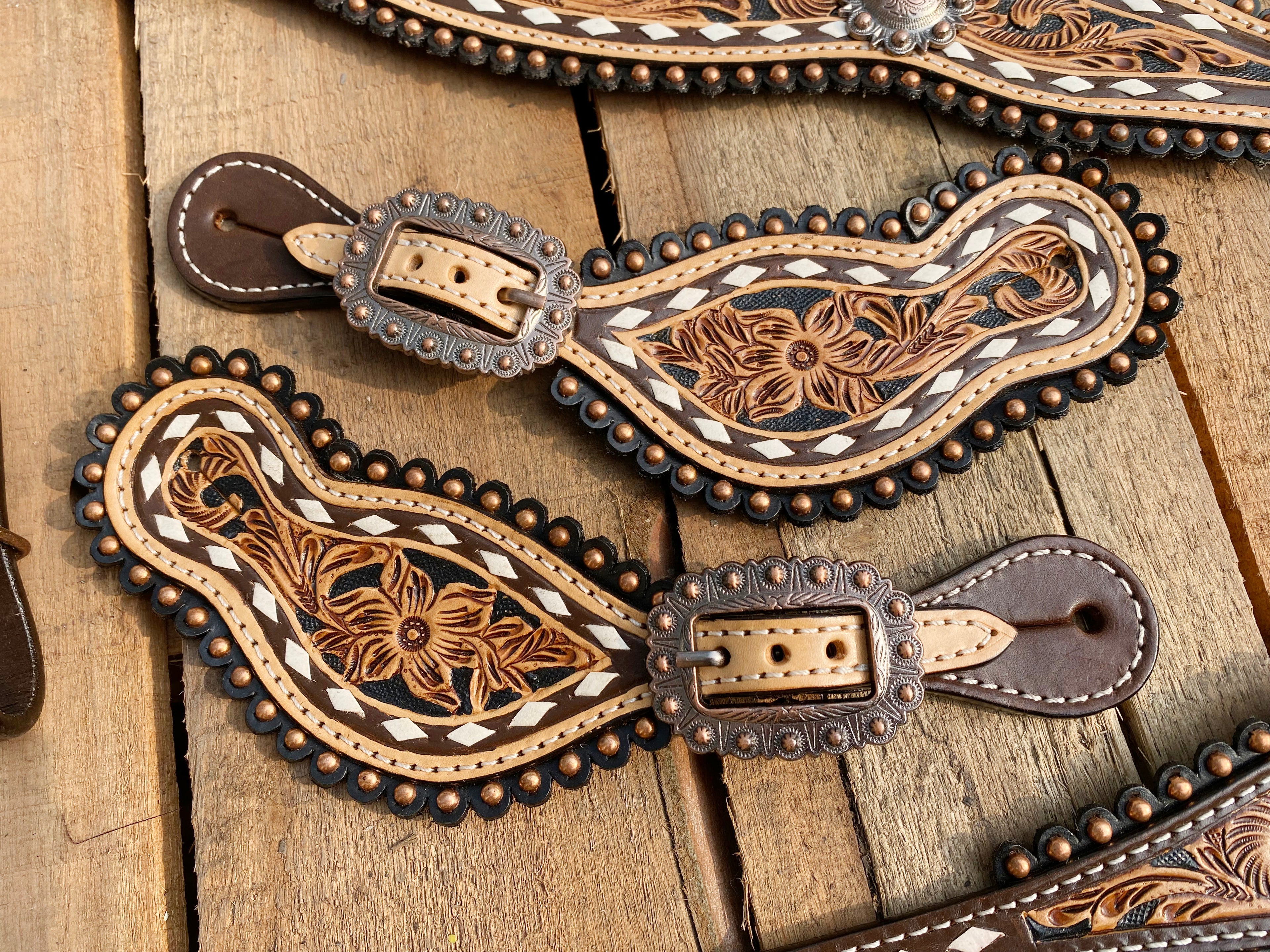 MOUSM Western Horse Tack Collection – Western Bridles and Headstalls Decorated with Hand-Tooled Flower Carving with Nickel Studs, Conchos & Rawhide Braiding