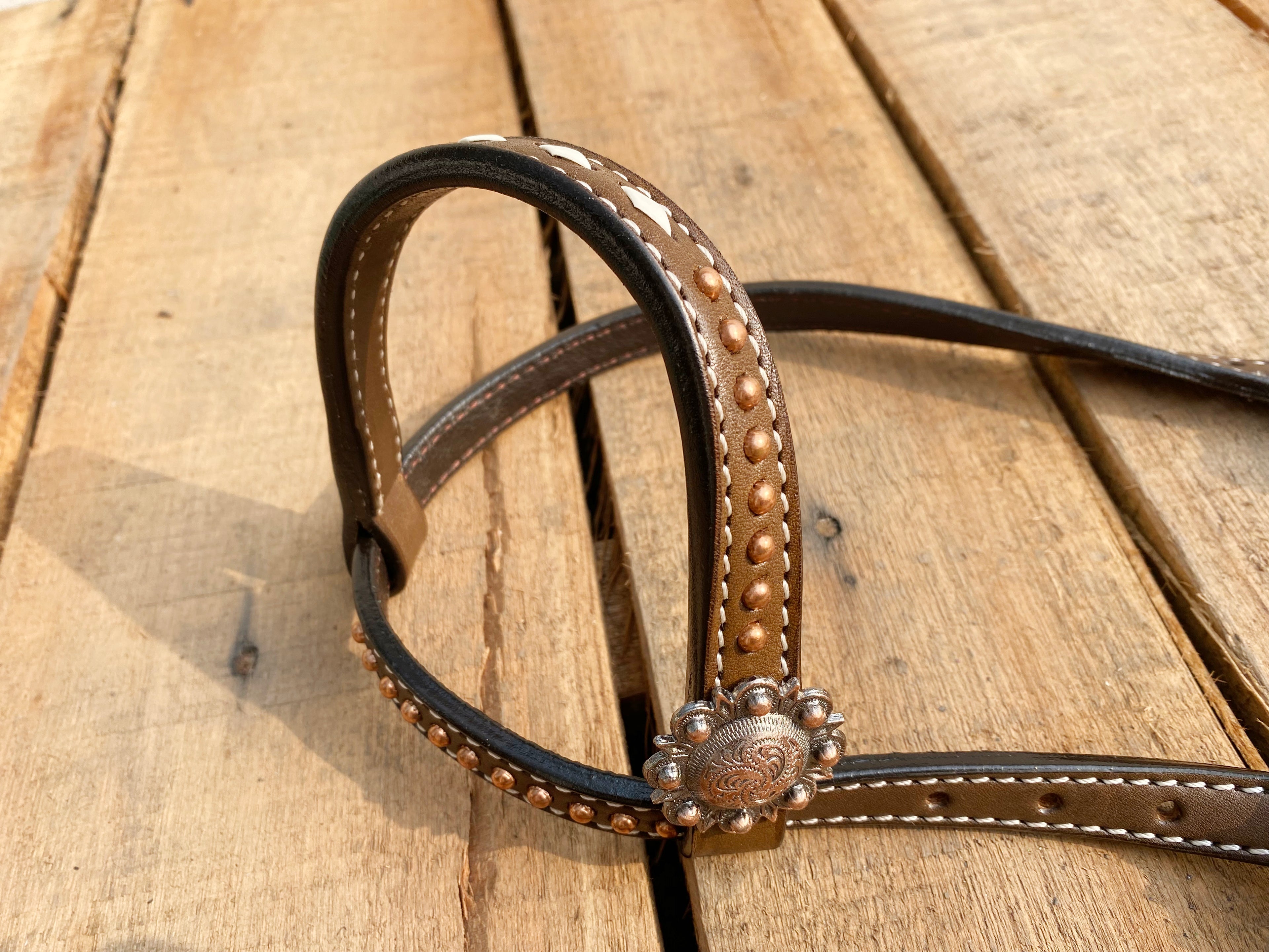 MOUSM Western Horse Tack Collection – Western Bridles and Headstalls Decorated with Hand-Tooled Flower Carving with Nickel Studs, Conchos & Rawhide Braiding