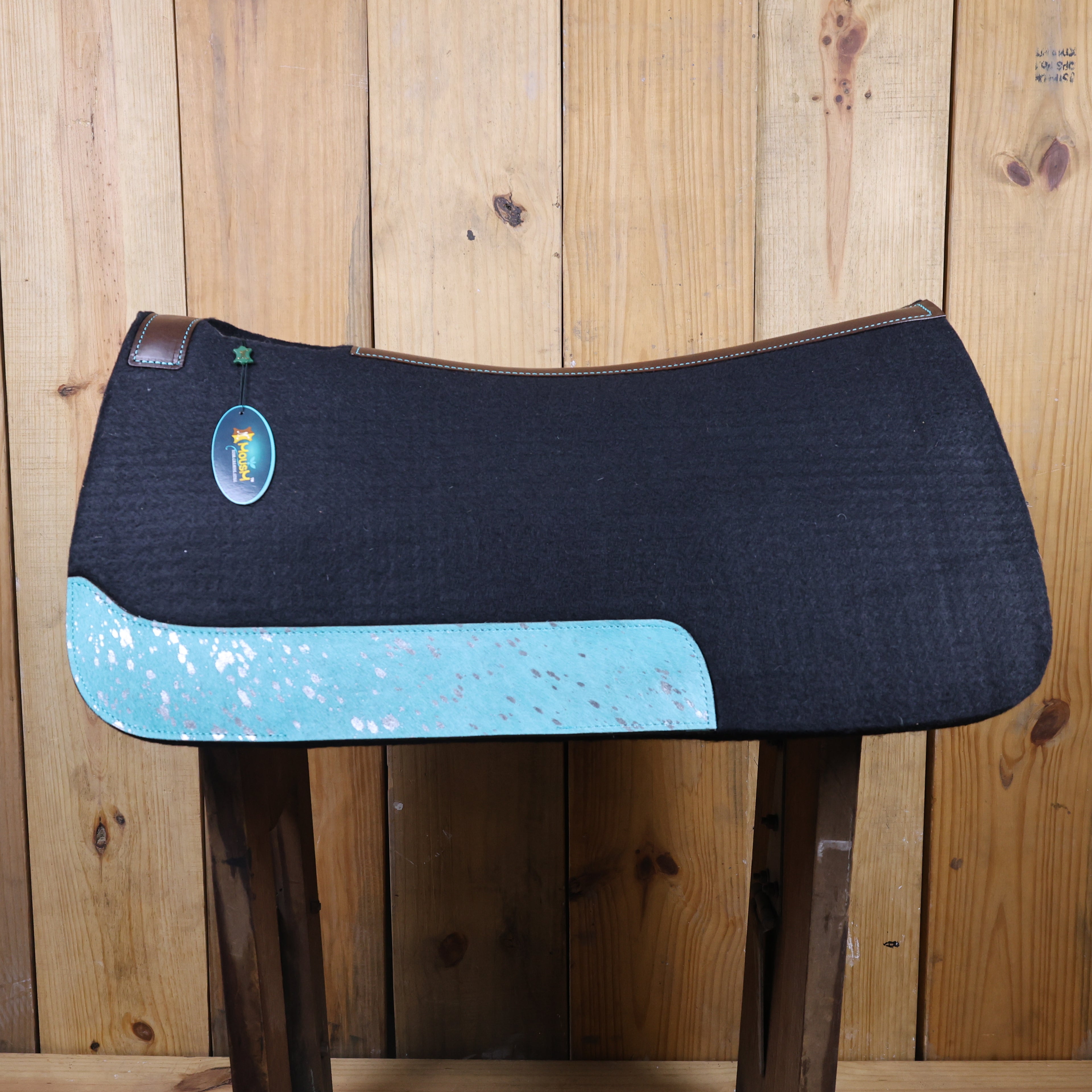 MOSUM Western Saddle Pad - Saddle Pad for Horses Synthetic Wool Blend Black Felt with Turquoise Acid Wash Hair on Cowhide Leather Patch, Comfort Pad for Horses.