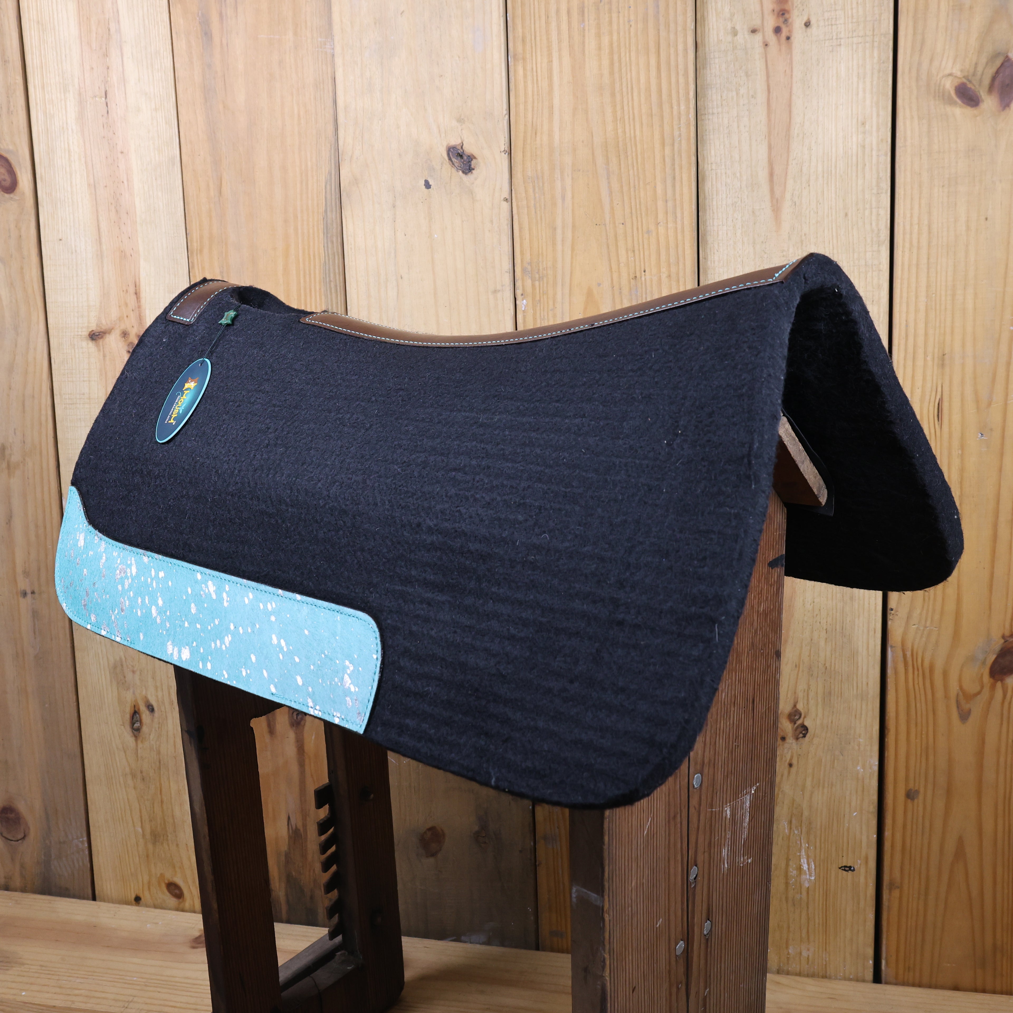 MOSUM Western Saddle Pad - Saddle Pad for Horses Synthetic Wool Blend Black Felt with Turquoise Acid Wash Hair on Cowhide Leather Patch, Comfort Pad for Horses.