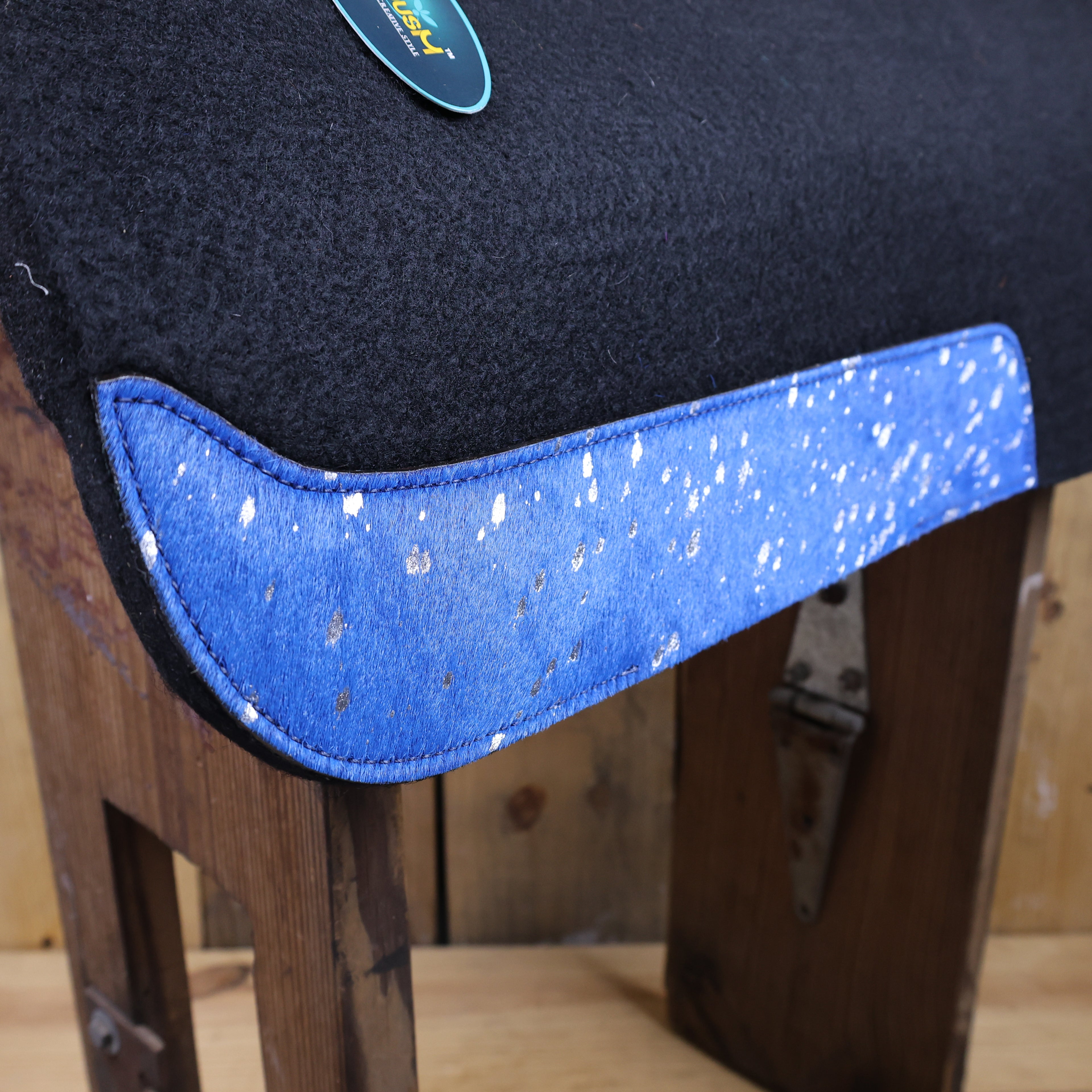 MOSUM Western Saddle Pad - Saddle Pad for Horses Synthetic Wool Blend Black Felt with Royal Blue Acid Wash Hair on Cowhide Leather Patch, Comfort Pad for Horses.