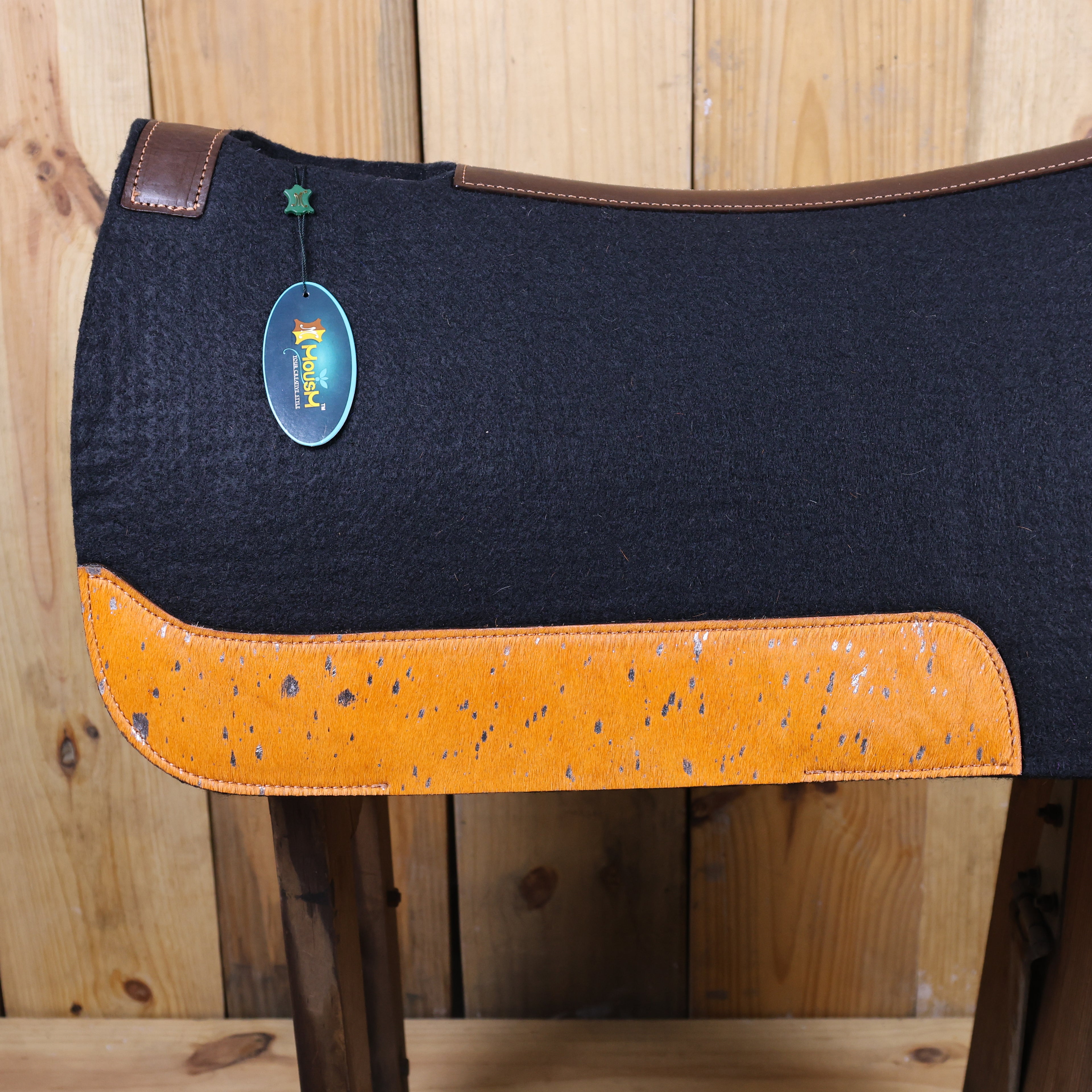 MOSUM Western Saddle Pad - Saddle Pad for Horses Synthetic Wool Blend Black Felt with Orange Acid Wash Hair on Cowhide Leather Patch, Comfort Pad for Horses.