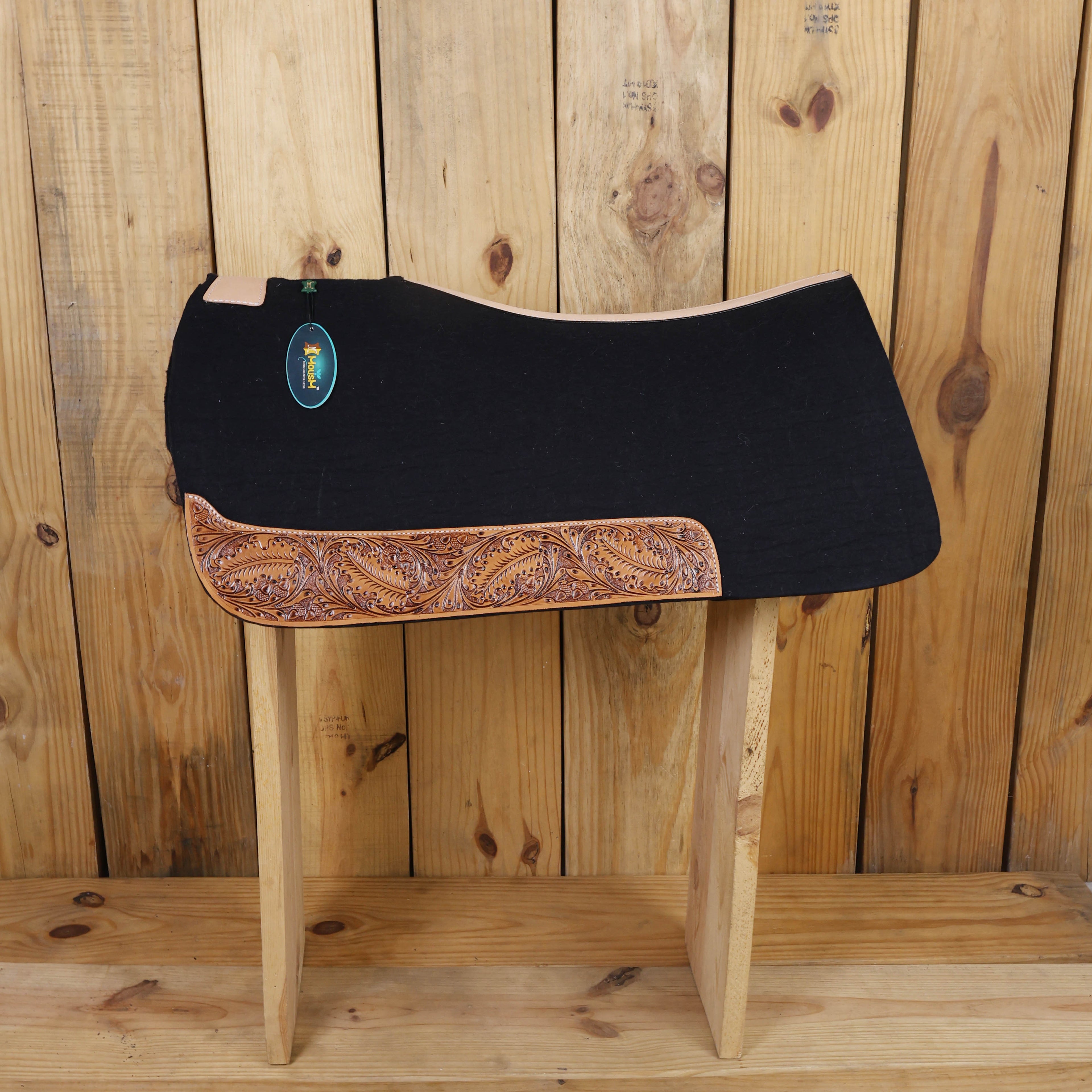 MOUSM Western Saddle Pad - Saddle Pad for Horses Thick Square Skirt with Synthetic Wool Blend Black Felt with Hand-Tooled Oak Leaf Carving on Real Cow Hide Leather, Comfortable Saddle Pads