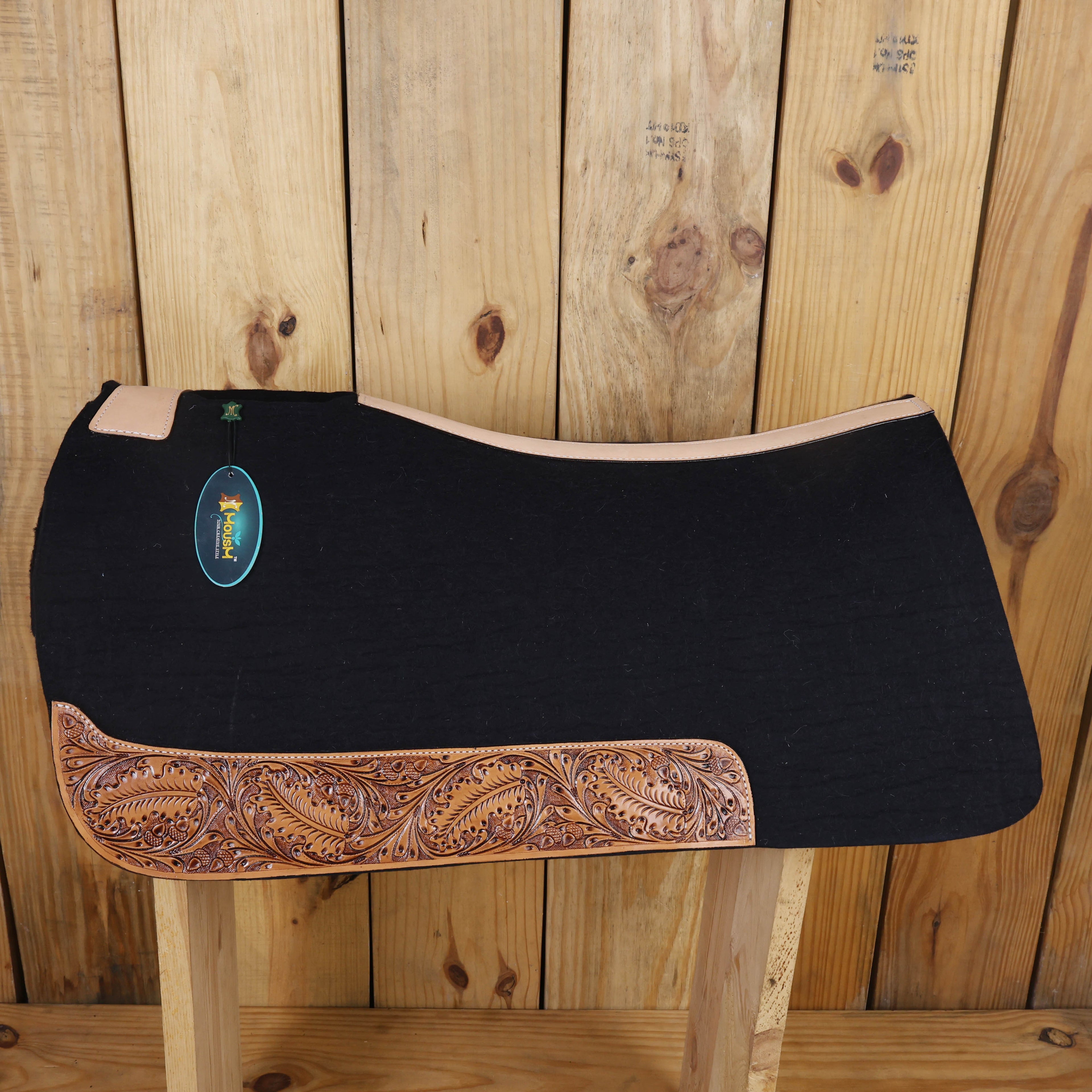 MOUSM Western Saddle Pad - Saddle Pad for Horses Thick Square Skirt with Synthetic Wool Blend Black Felt with Hand-Tooled Oak Leaf Carving on Real Cow Hide Leather, Comfortable Saddle Pads