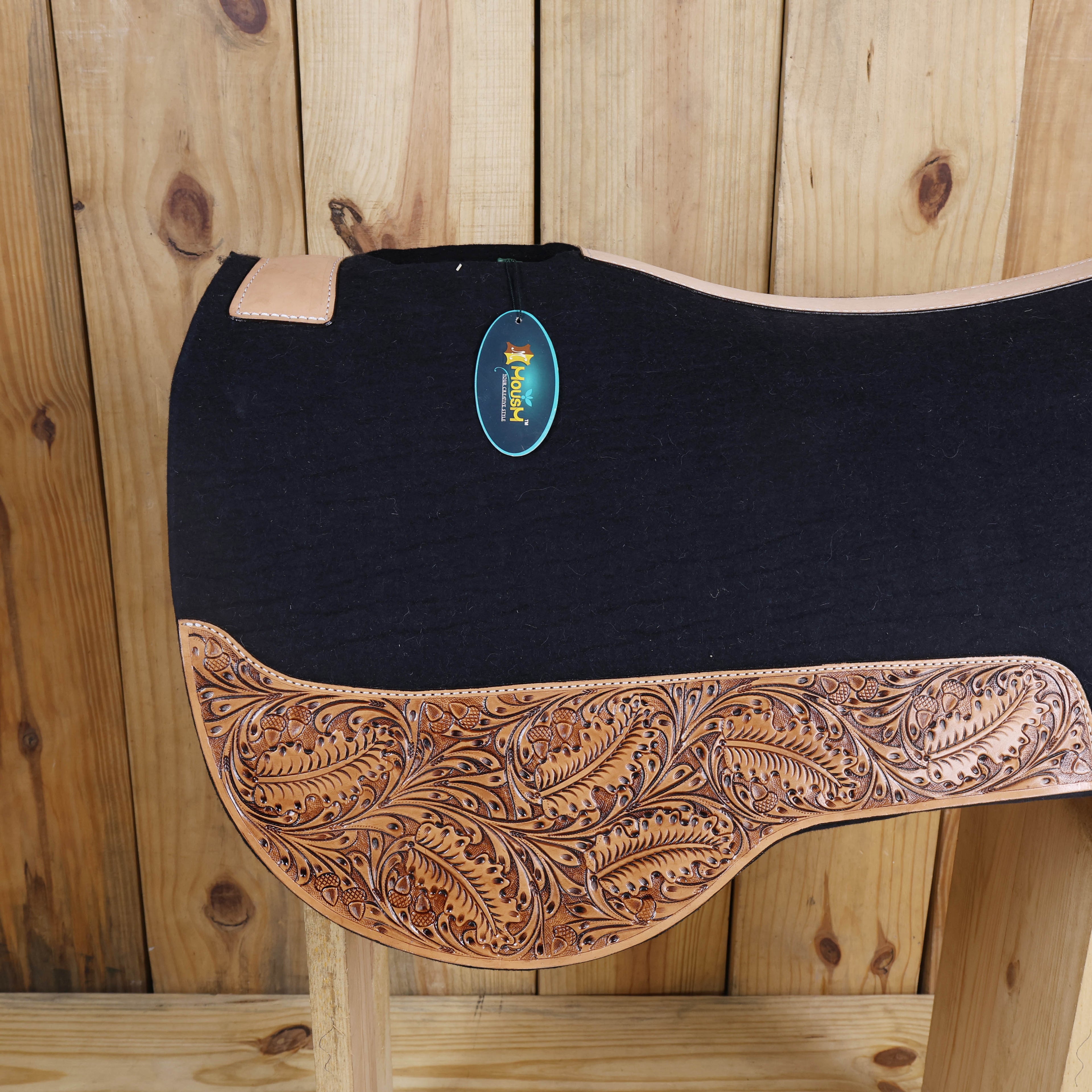 MOUSM Western Saddle Pad - Dropped Rigging Barrel Racer Saddle Pad with Full Skirt with Cutout Feather Trim and Leather Reinforced Spine Decorated with OAK Leaf Hand Carving on Real Cow Hide Leather, Comfortable Saddle Pads