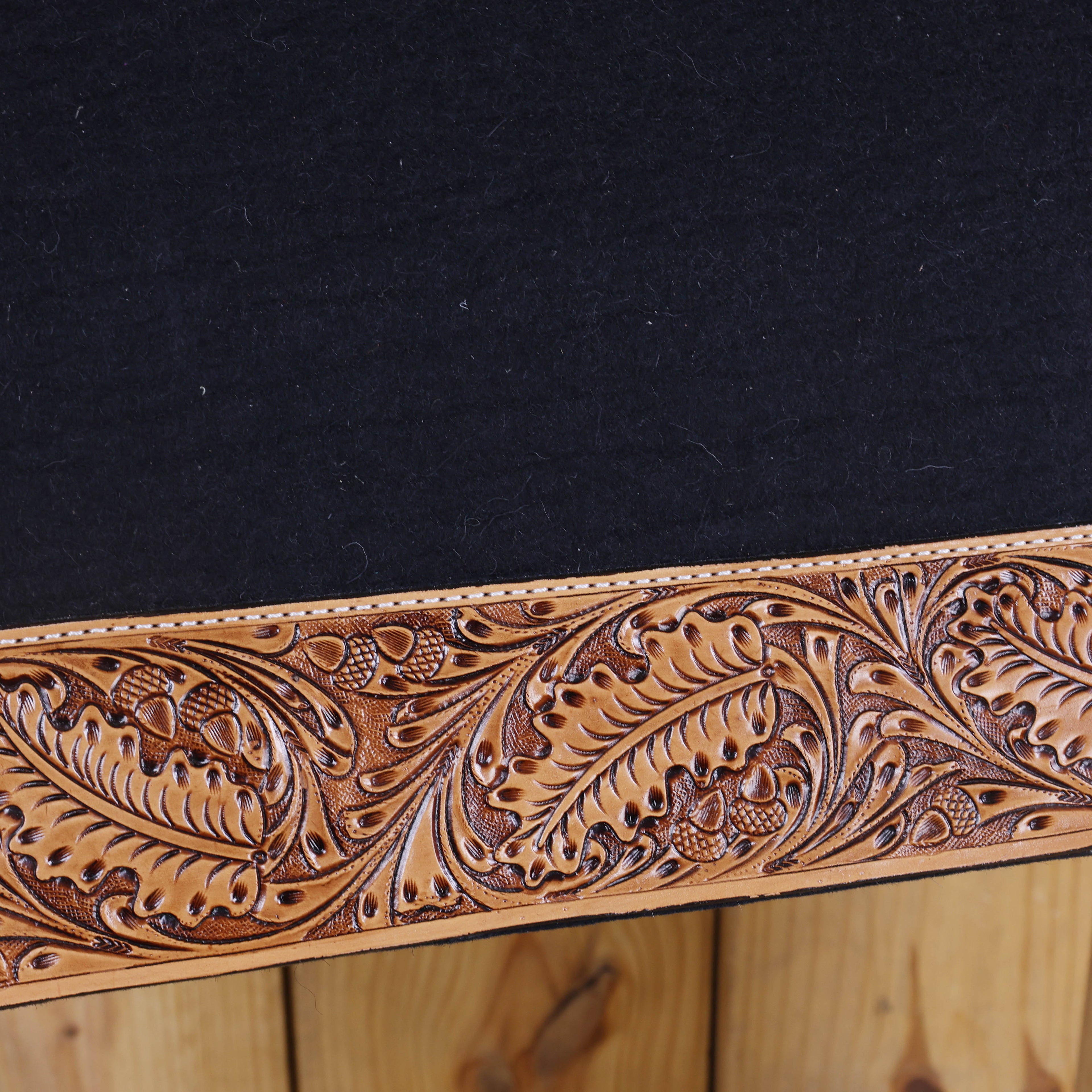 MOUSM Western Saddle Pad - All Around Round Saddle Pad with Full Skirt with Cutout Feather Trim and Leather Reinforced Spine Decorated with OAK Leaf Hand Carving on Real Cow Hide Leather, Comfortable Saddle Pads