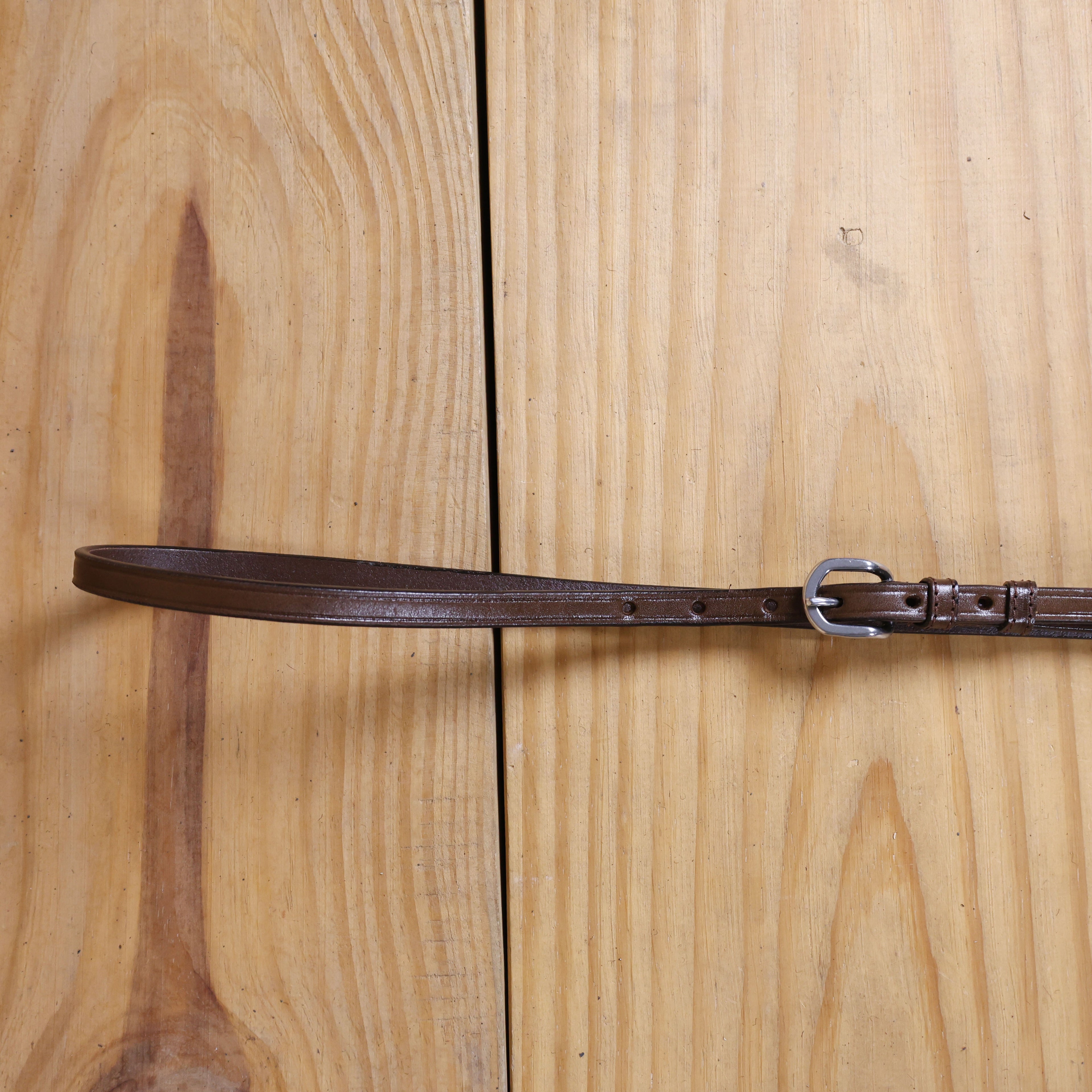 MOUSM Genuine Cow Hide Leather Tie Down Noseband with Leather Strap for Horse - Decorated with Red Metallic Acid Wash Natural Hair On Cowhide and Rhinestone Conchos, 1 Meter Strap Length and 6/8" Inches width.