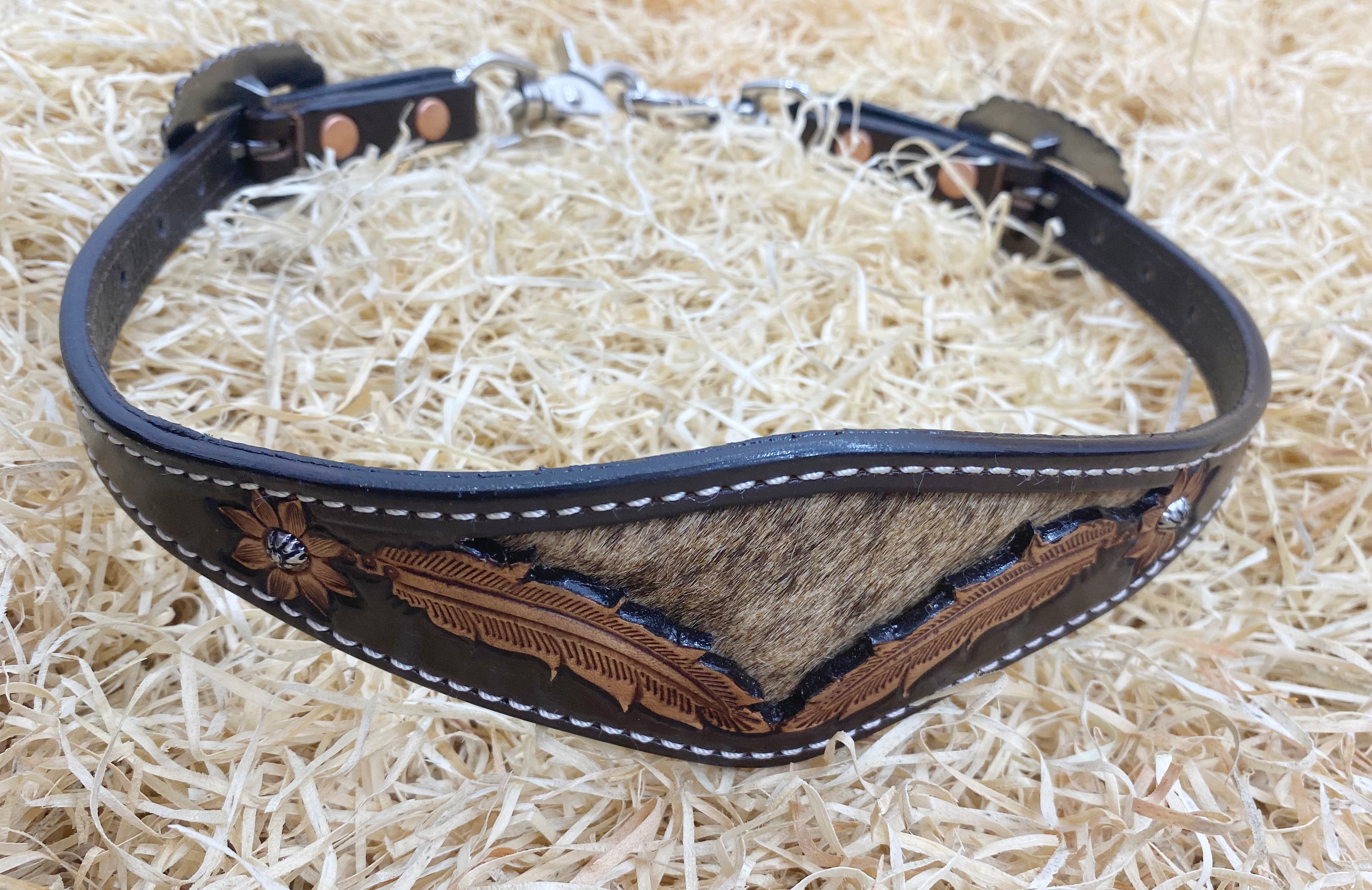 MOUSM Argentina Cow Leather Western Horse Tack Set with Floral Tooling – Headstall, Breast Collar, Bronc Halter, Wither Strap & Spur Straps – Handcrafted Cowhide with Feather Carving & Silver Buckles