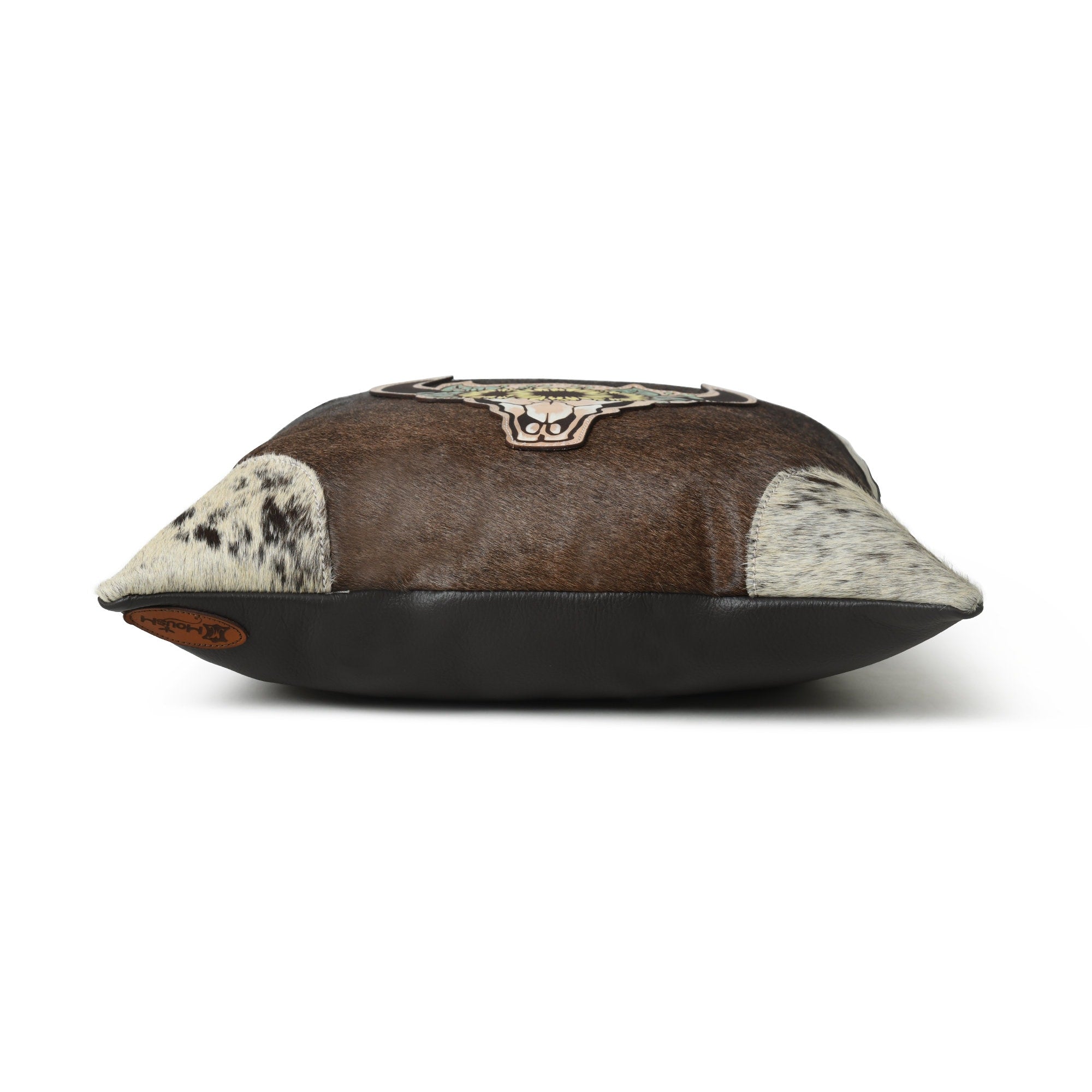 MOUSM Real Cowhide Leather Cushion Cover – 18x18 Inch Hair-On Decorative Pillow Cover with Bull Head Patch – Designer Throw Pillow Case for Sofa, Couch, Living Room & Bedroom (Brown)