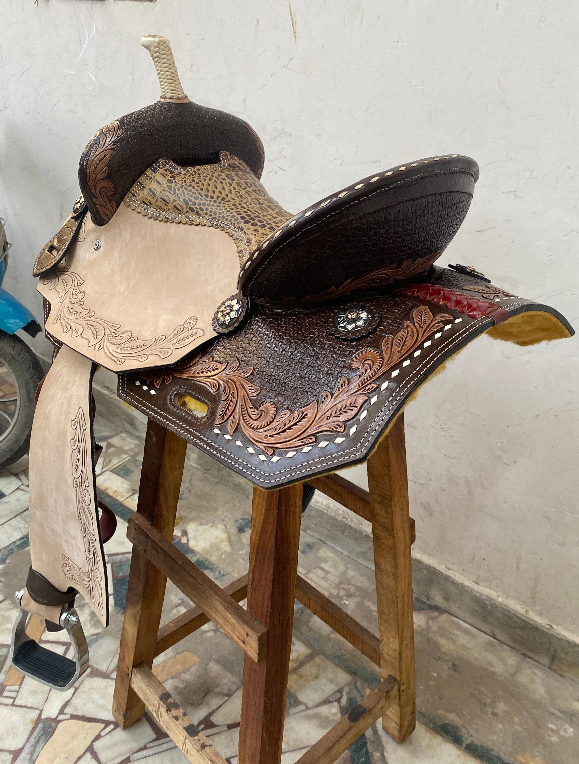 Western Barrel Saddle - Handcrafted with Premium Quality Leather, Hand-Tooled Alligator Print, Built on Rawhide-Covered Fiber Tree with Fancy Conchos, Seat Size: 13"-17" Inches