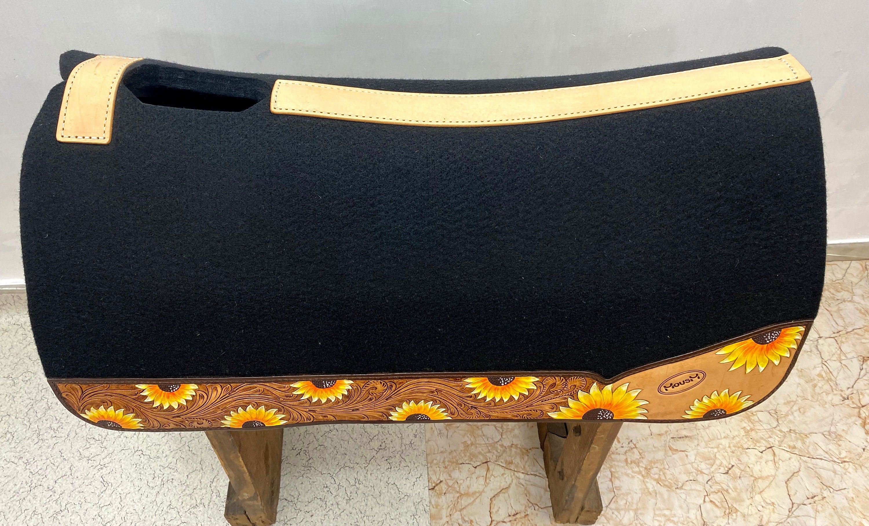 MOUSM Western Saddle Pad - Saddle Pad for Horses Synthetic Wool Blend Black Felt with Hand-Tooled & Painted Sunflower Carving on Real Cow Hide Leather, Comfortable Horse Riding Pad