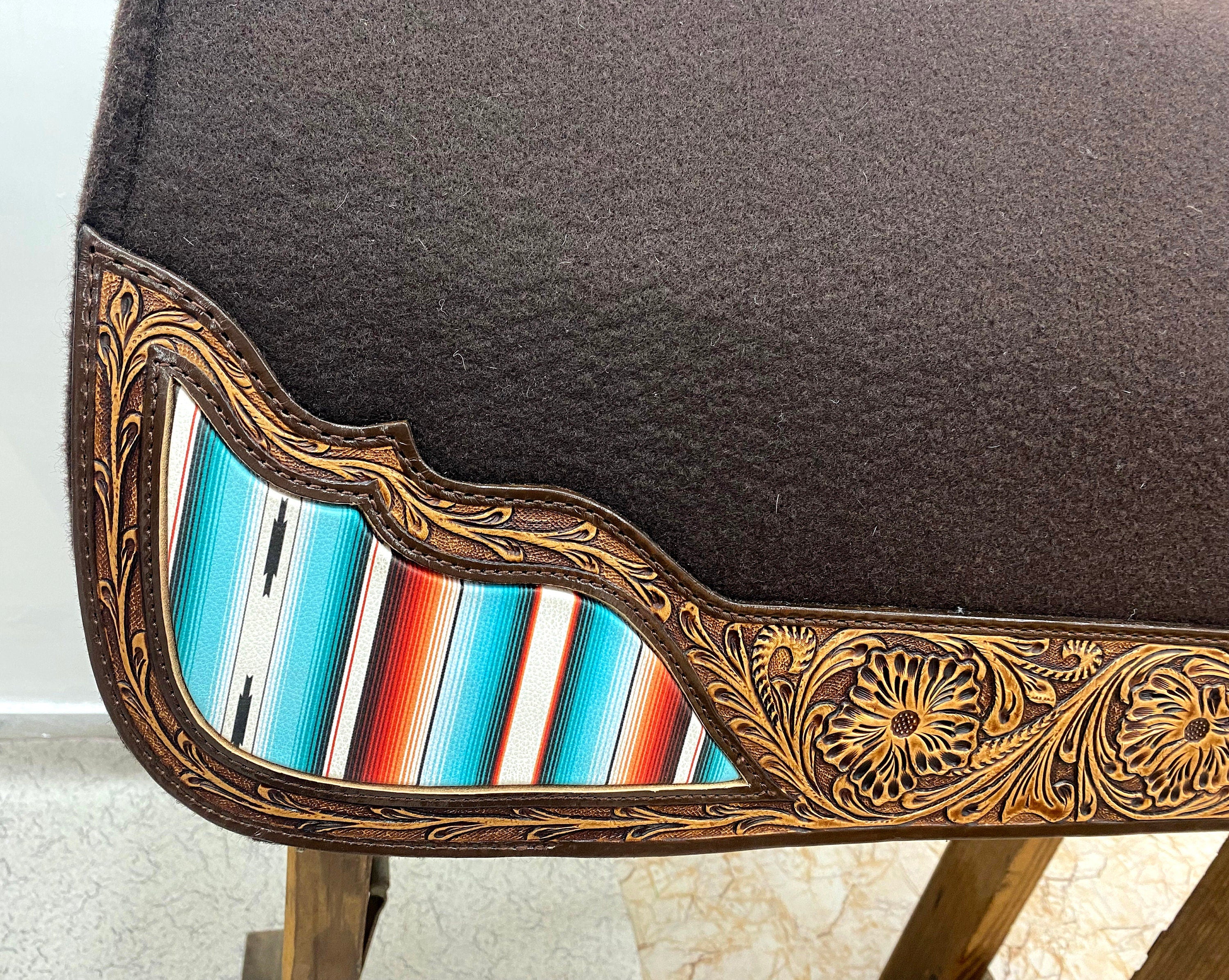 MOUSM Western Saddle Pad - Saddle Pad for Horse Synthetic Wool Blend Black Felt with Reinforced Spine with Hand-Tooled Leather & Serape Fabric Inlay, Comfortable Horse Riding Pad