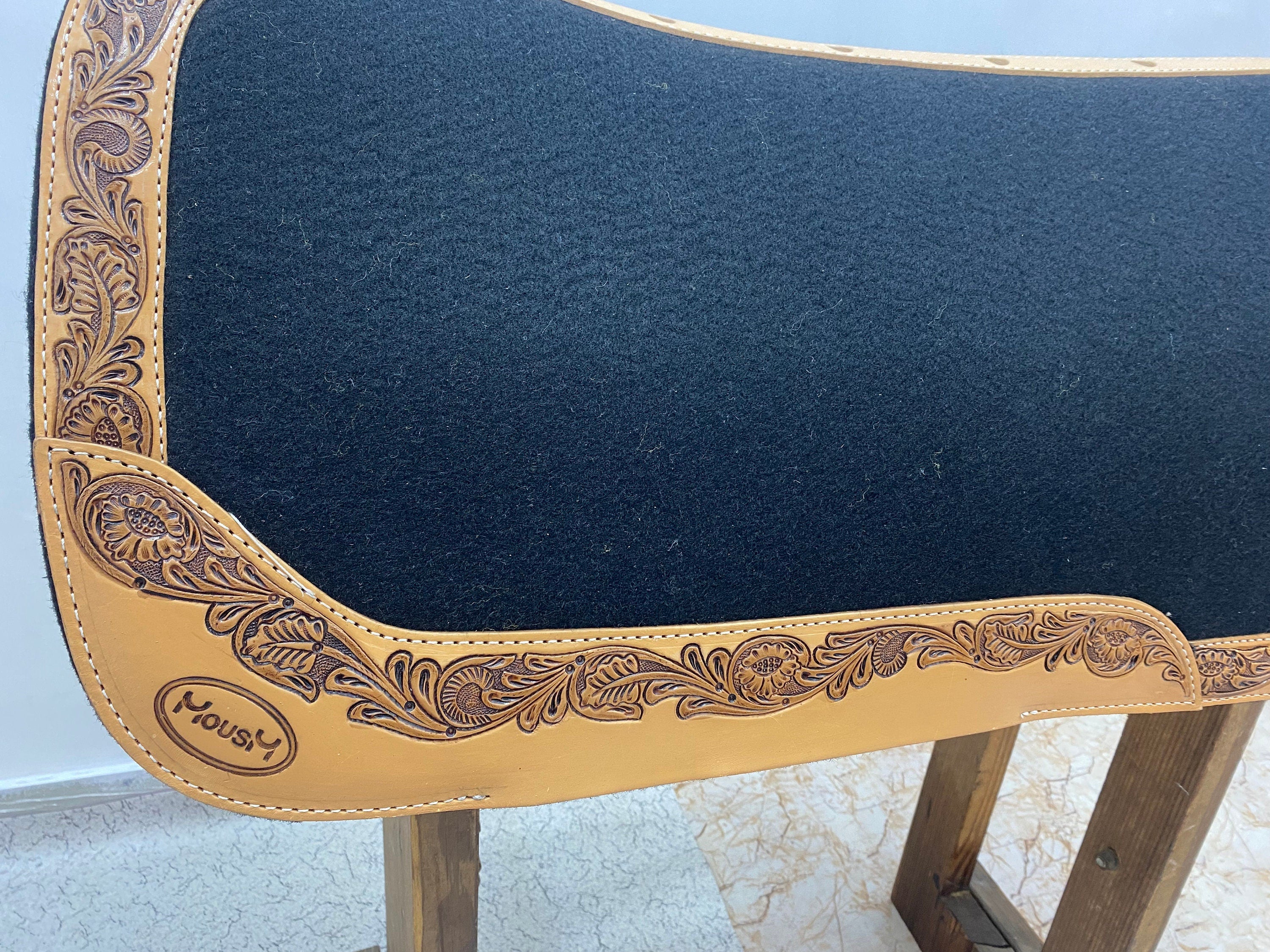 MOUSM Western Leather Saddle Pad, Western Show Saddle Pad, Horse Saddle Pad for Riding, Solid Black Leather Saddle Pad , Western Saddle