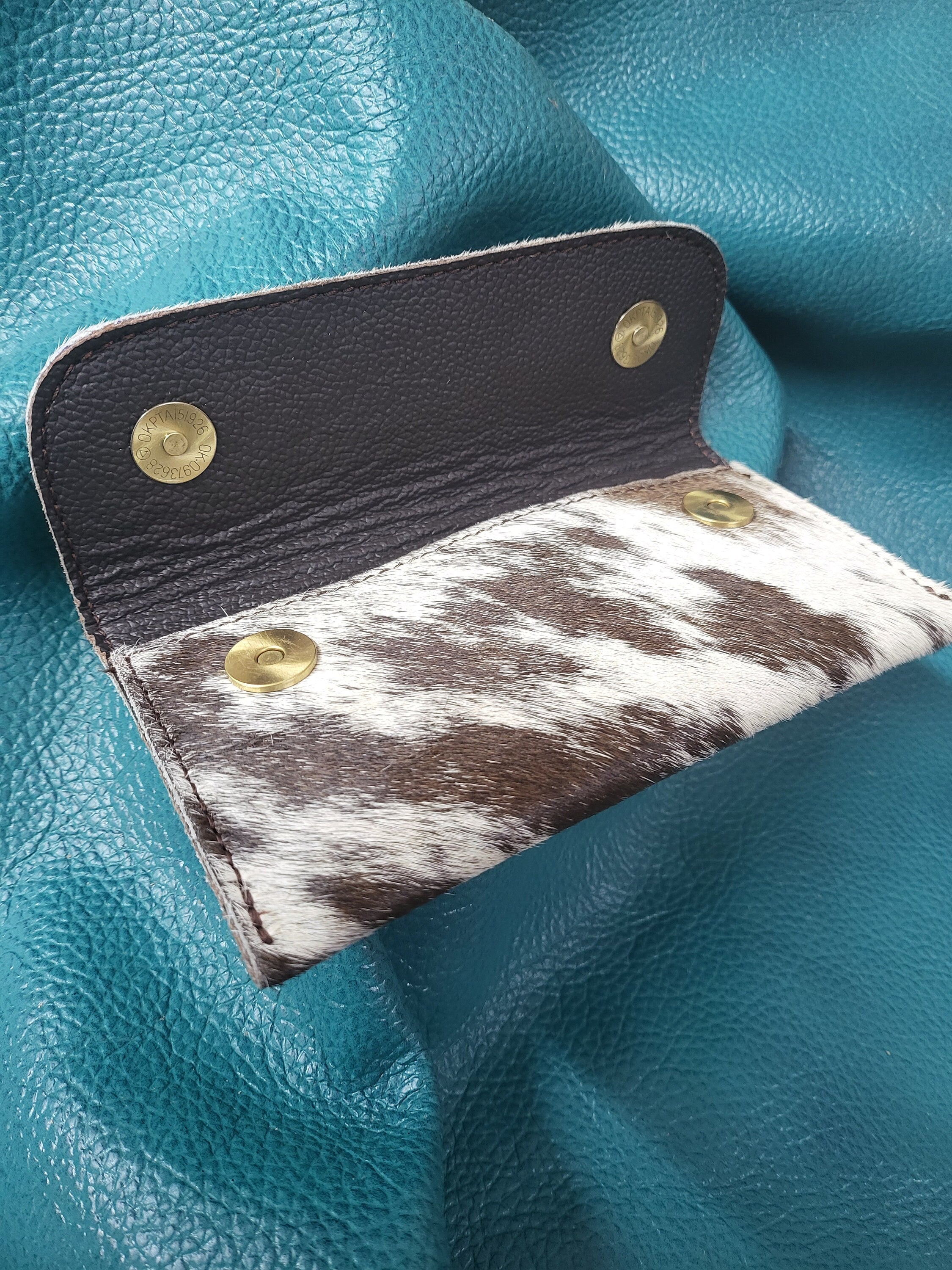 MOUSM Personalized Name Ladies Clutch Bag Made from Natural Hair-On Cowhide Leather, Handmade Leather Wallet for Party & Evening with Two Magnetic Snap Closure Buttons
