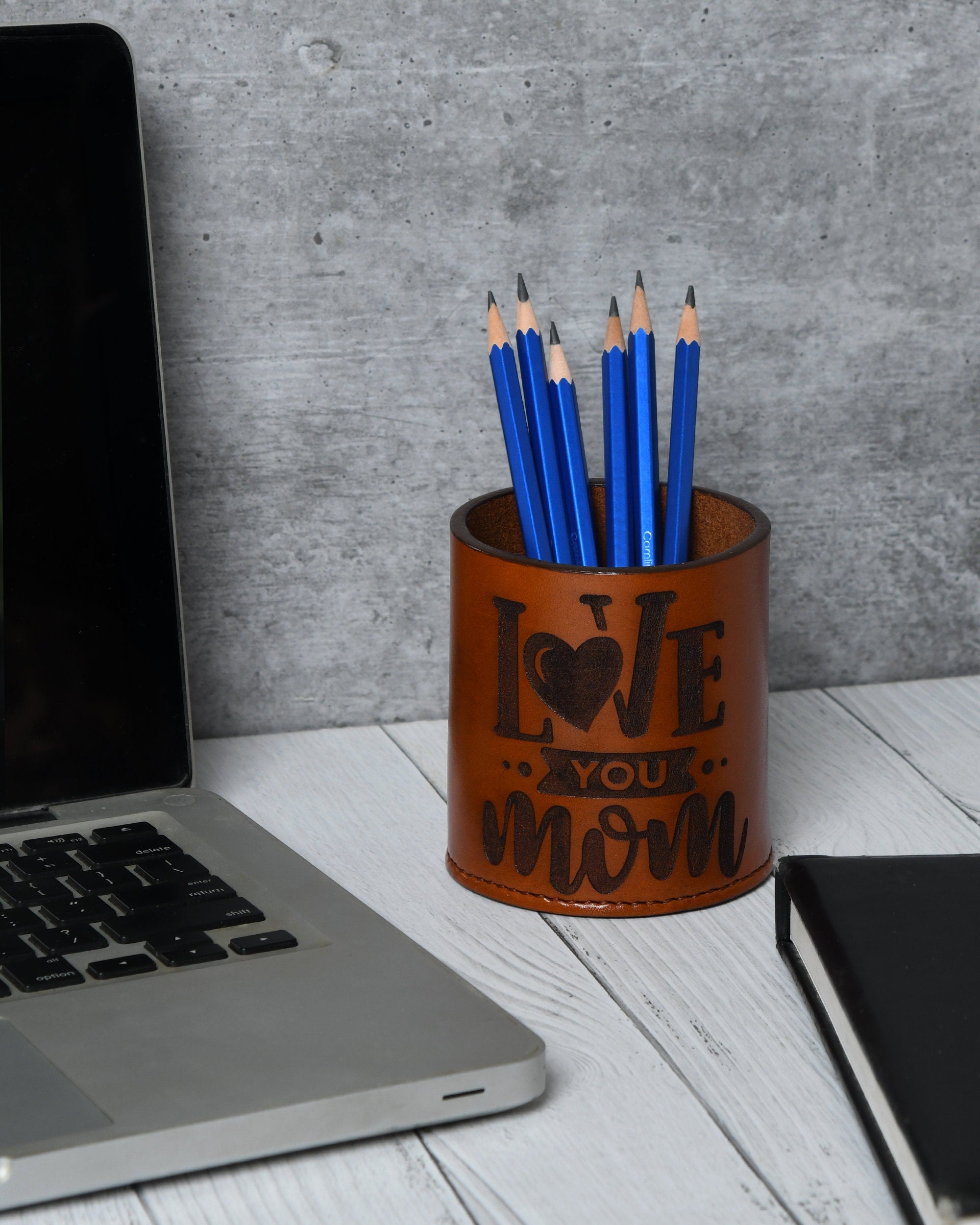 MOUSM Love You Mom Engraved Leather Handmade Pen/Pencil Holder