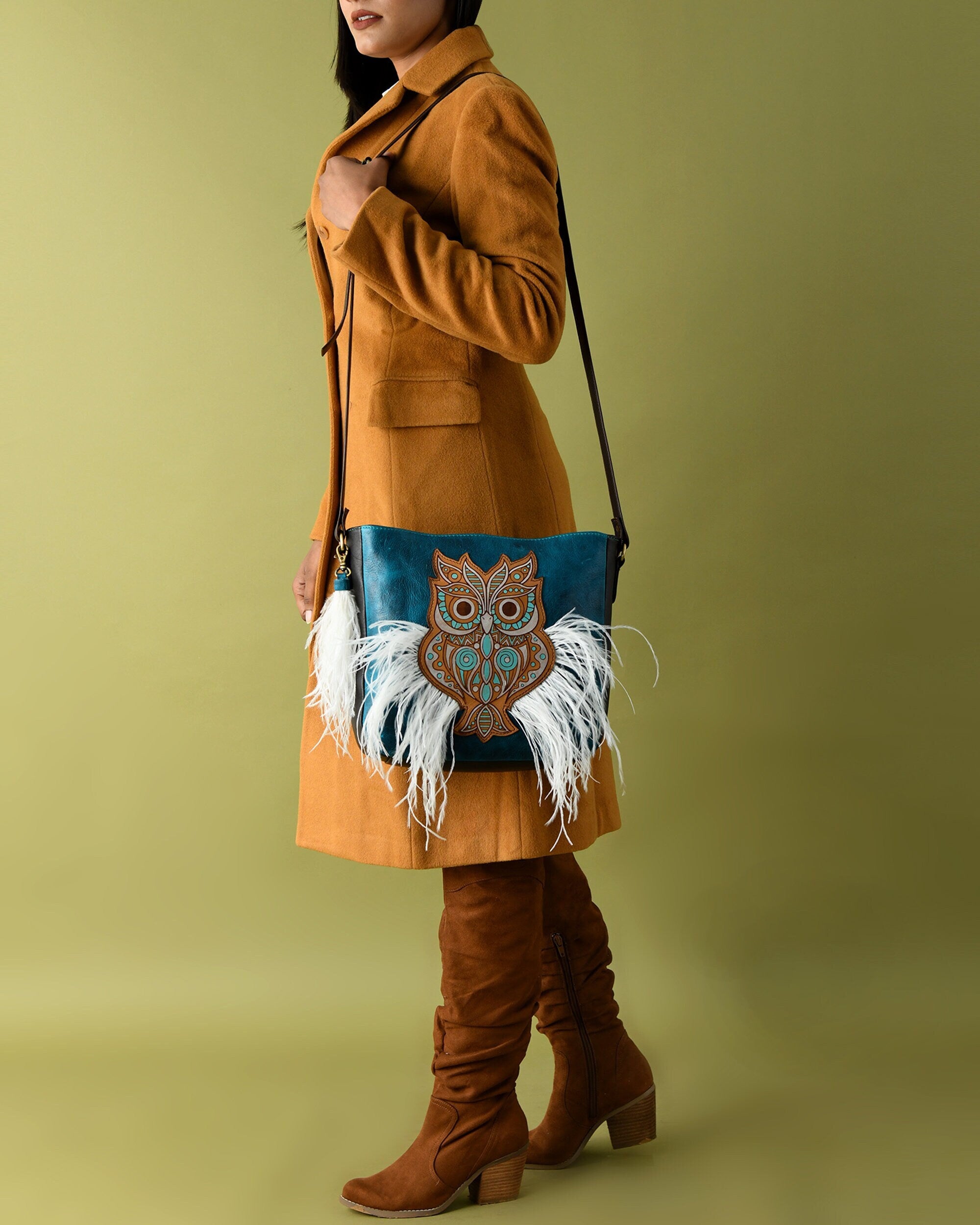 MOUSM Genuine Wax Leather Crossbody Bag – Ladies Bag Decorated with Hand-Painted Light Brown OWL Patch & Ostrich Feather Fringe, High-Quality Zipper Closure with Removable and Adjustable Strap - Boho Western Style Purse for Women