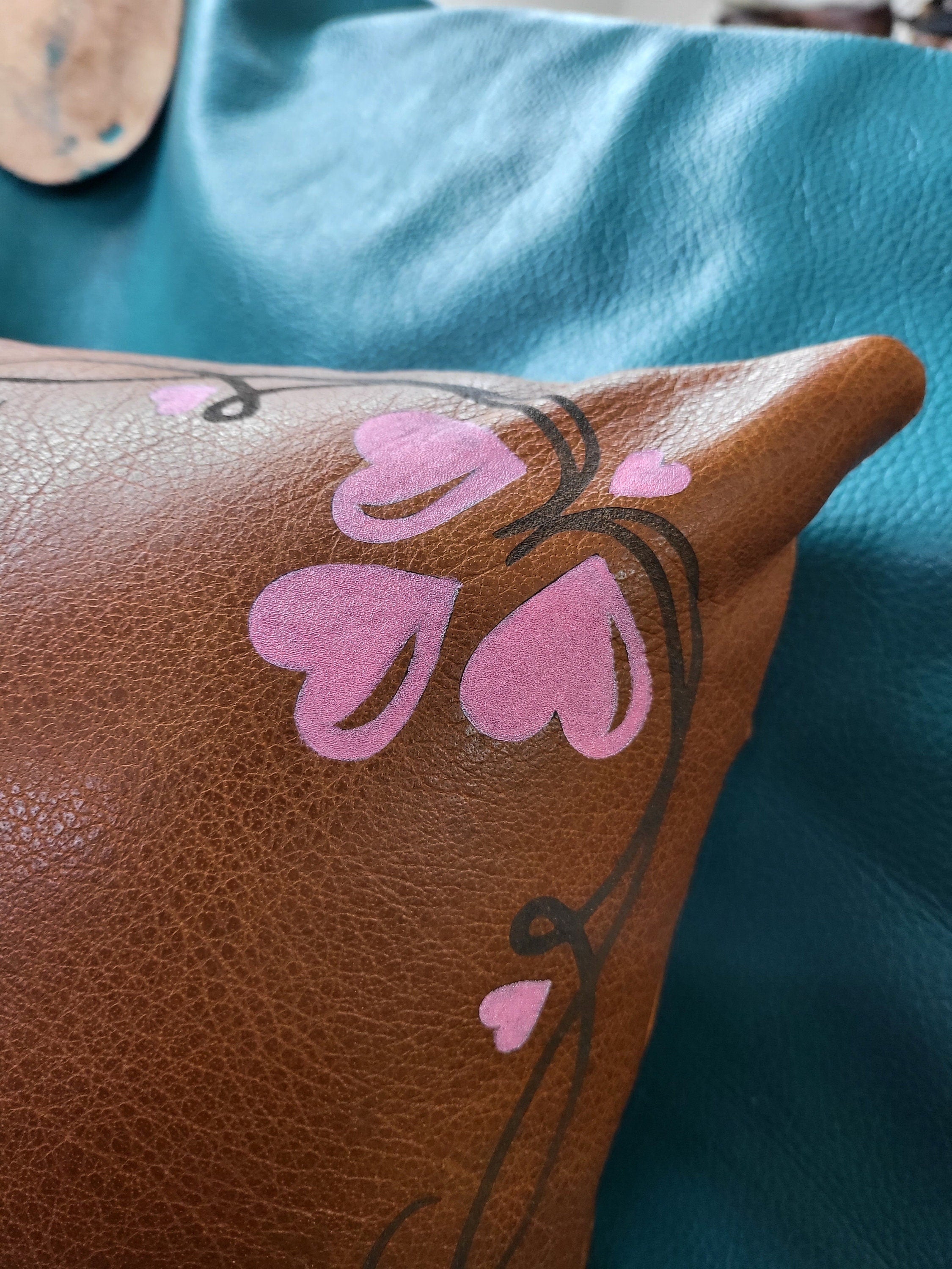 MOUSM Personalized Name Leather Pillow Cover with handprinted Love heart, Solid Brown Cushion Cover, Square Pillow Throw, Valentine&