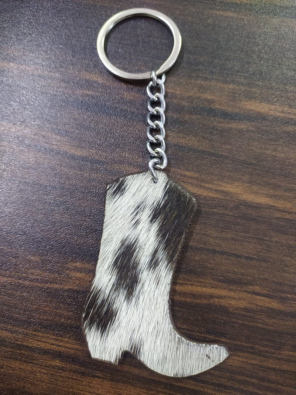MOUSM Cowhide Leather Keychains Set of 6 Keyrings for Gift