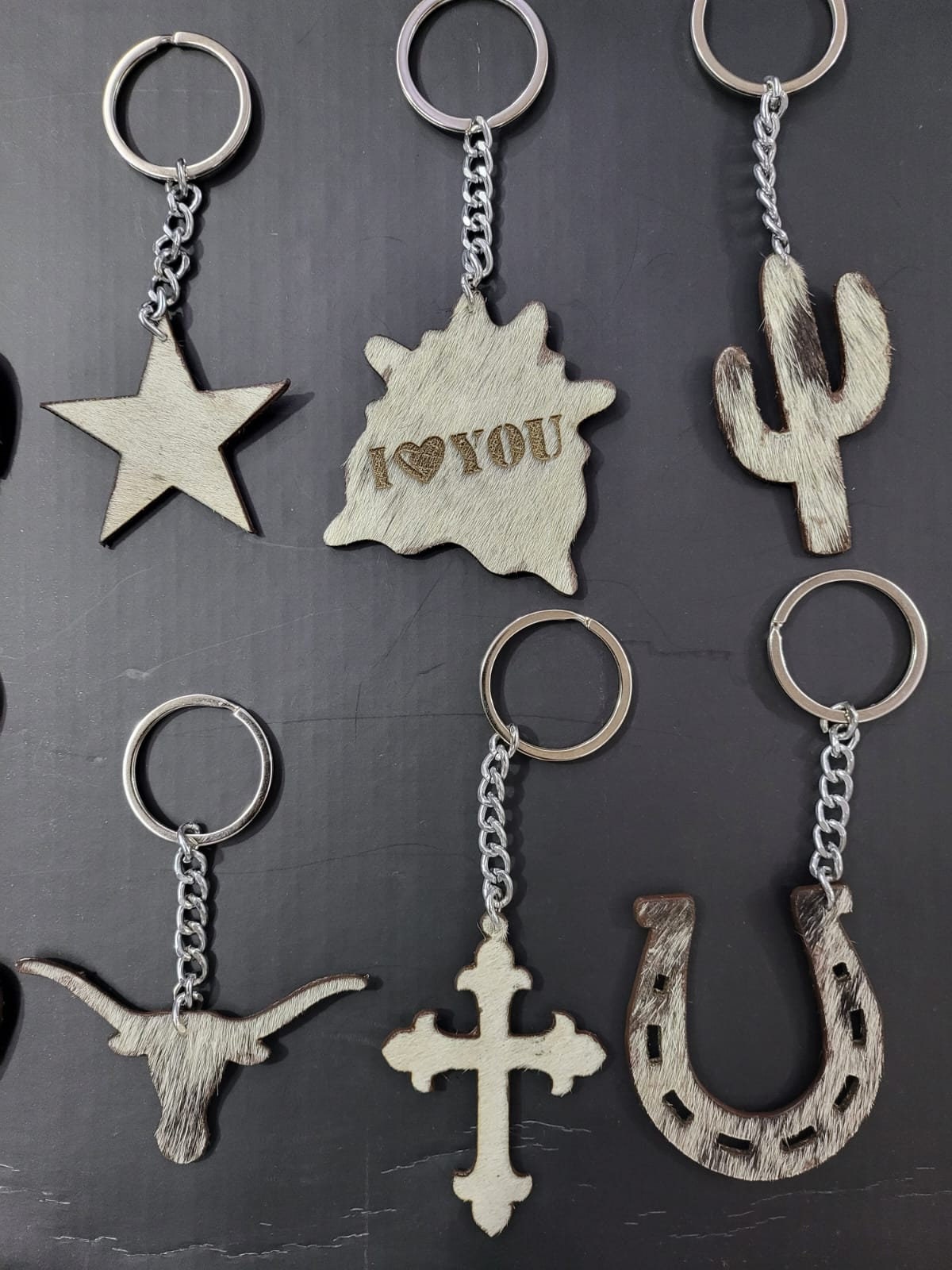 MOUSM Cowhide Leather Keychains Set of 6 Keyrings for Gift