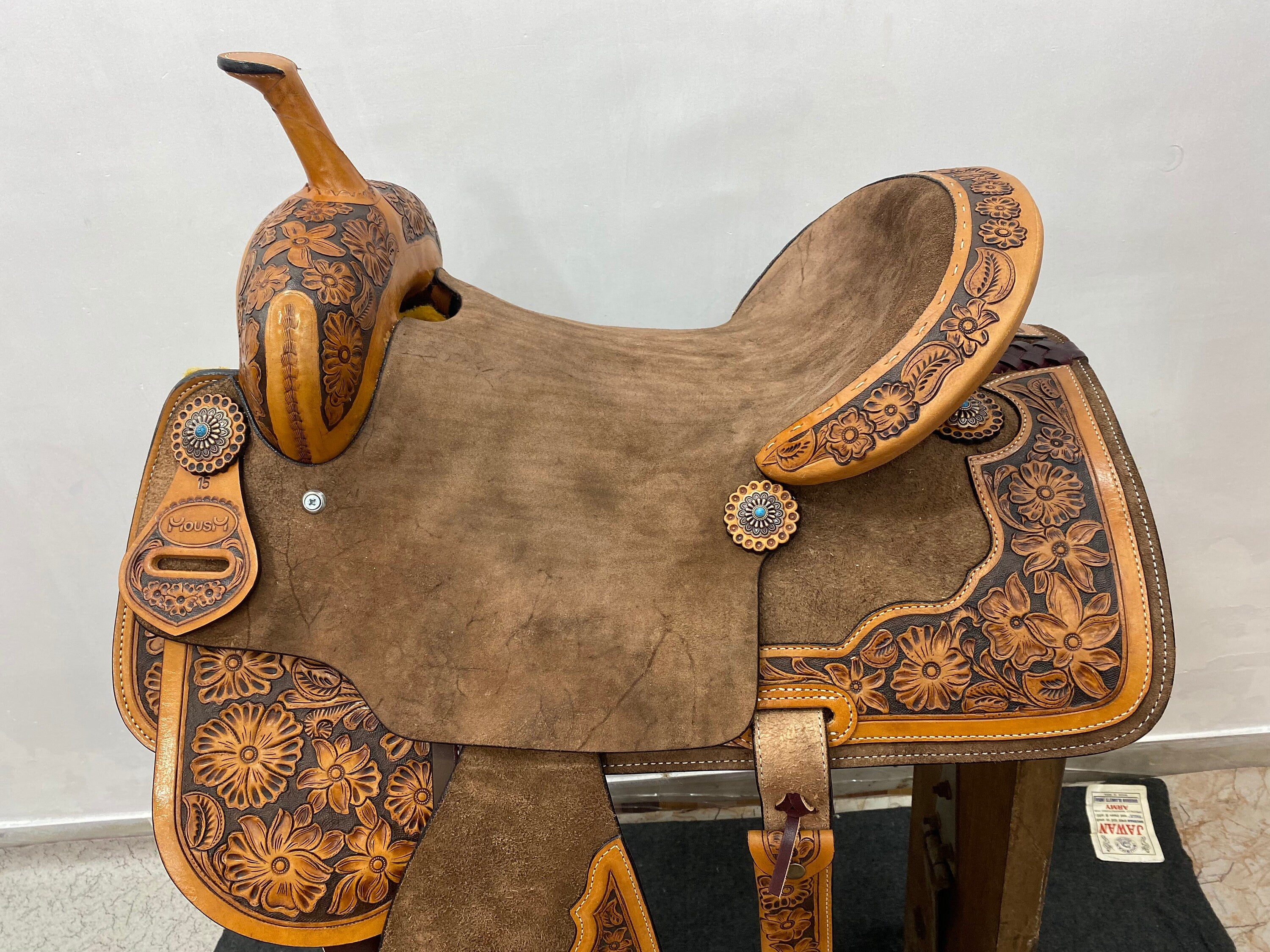 MOUSM Western Horse Saddle - Handcrafted with Hand-Tooled Flower Design, Build on Rawhide Covered Fiber Tree and Fancy Concho, Seat Sizes:13"-17" Inches