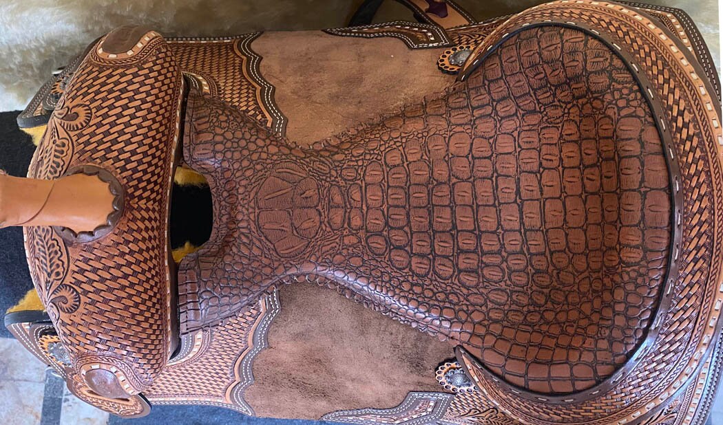 MOUSM Western Barrel Racing Saddle - Premium Argentina Leather Saddle Handcrafted with Basket Tooling and Carved Floral Design, Seat Size: 14"-17" Inches