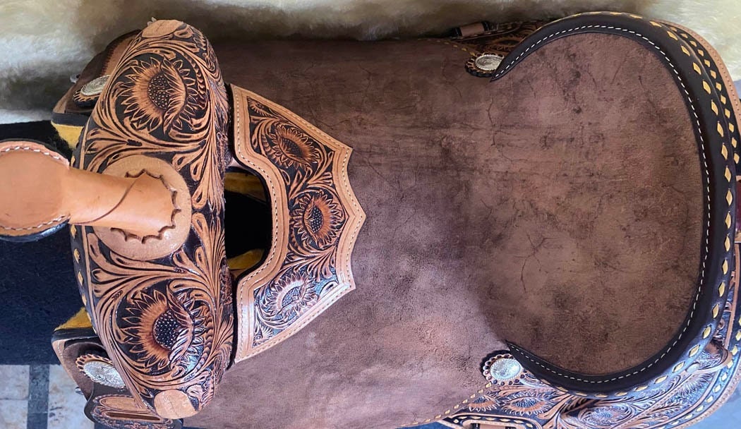 MOUSM Western Saddle – Made From Genuine Argentina Leather With Hand-Tooled Floral Design, Built On a Rawhide-Covered Fiber Tree, Seat Size: 14"–17"