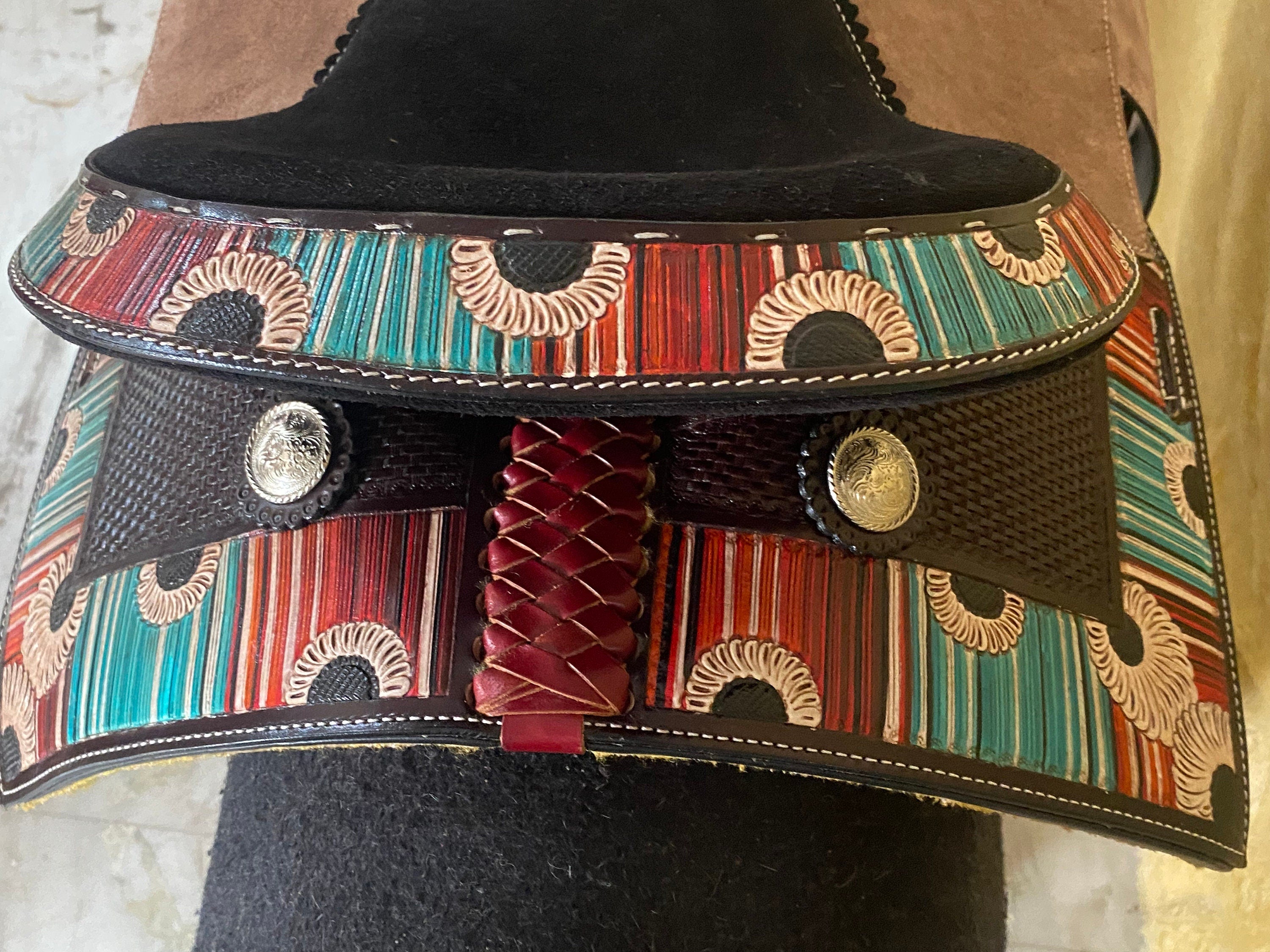 MOUSM Western Barrel Saddle - Genuine Leather Horse Saddle Build on a Rawhide Covered Fiber Tree, Colorful Vintage Design Carved and Fancy Concho, Available Seat Sizes: 14"-17"Inches